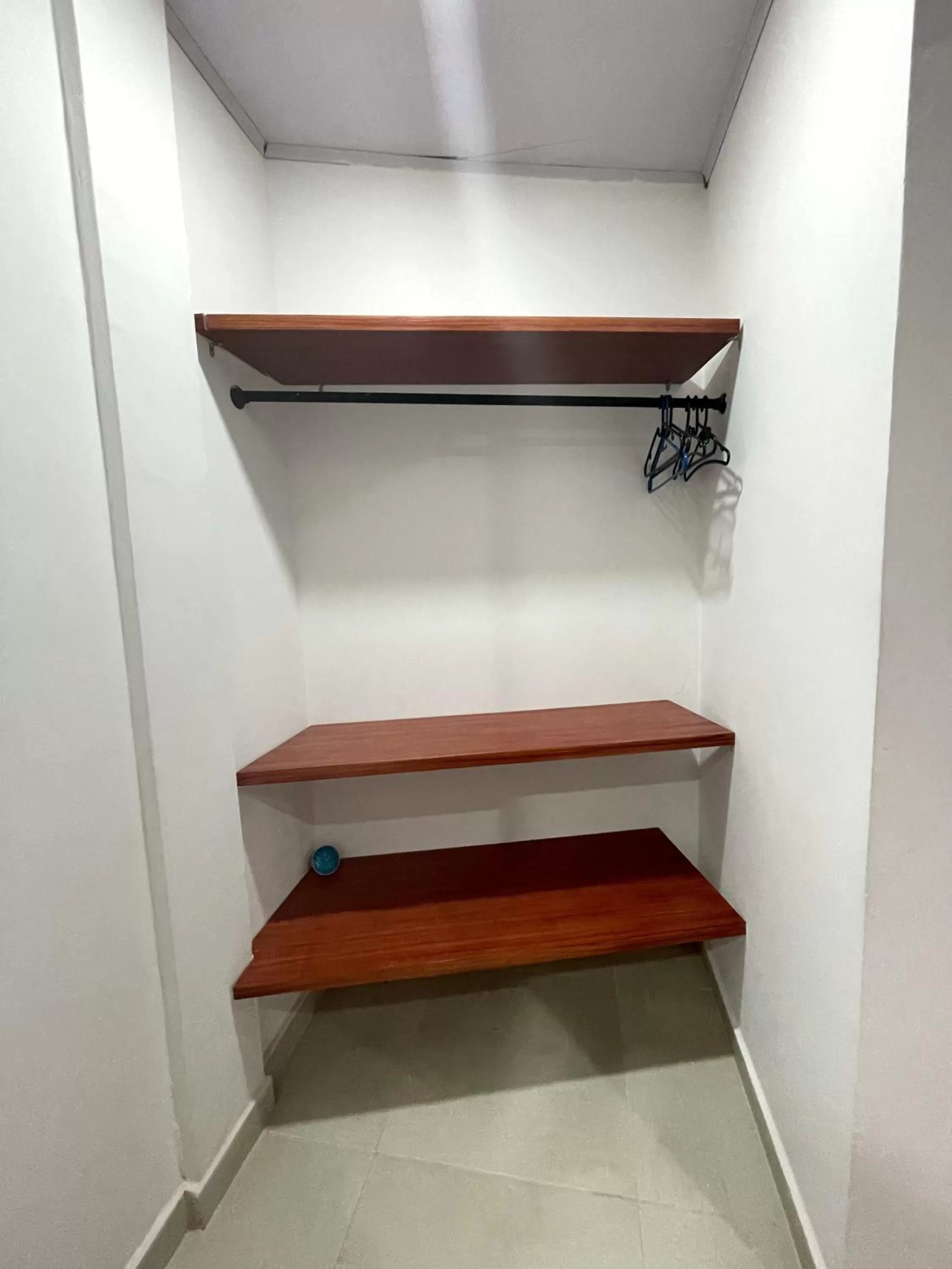 wardrobe, Bathroom in Apartahotel Caribe Diez