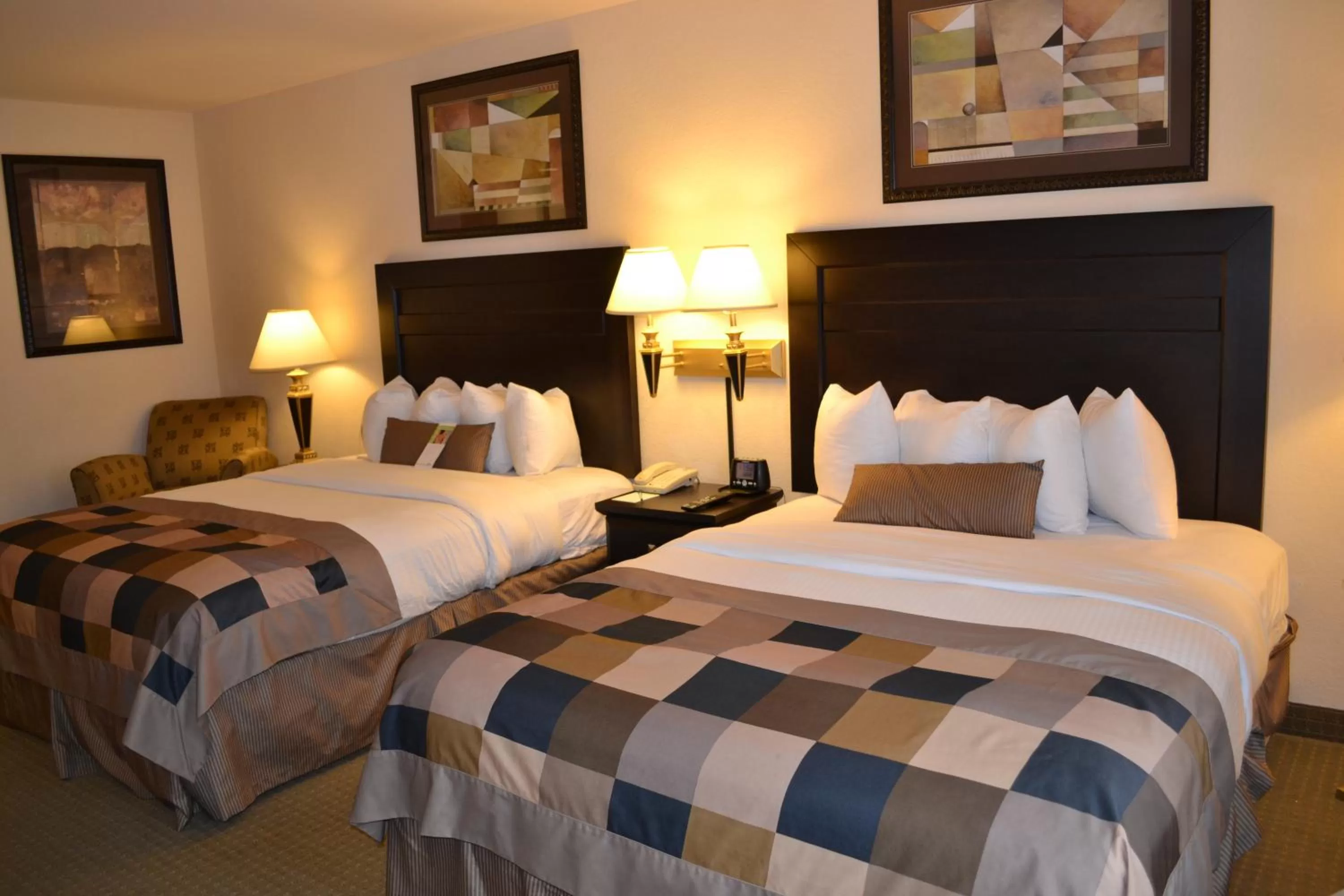 Bed in Wingate by Wyndham LaGrange