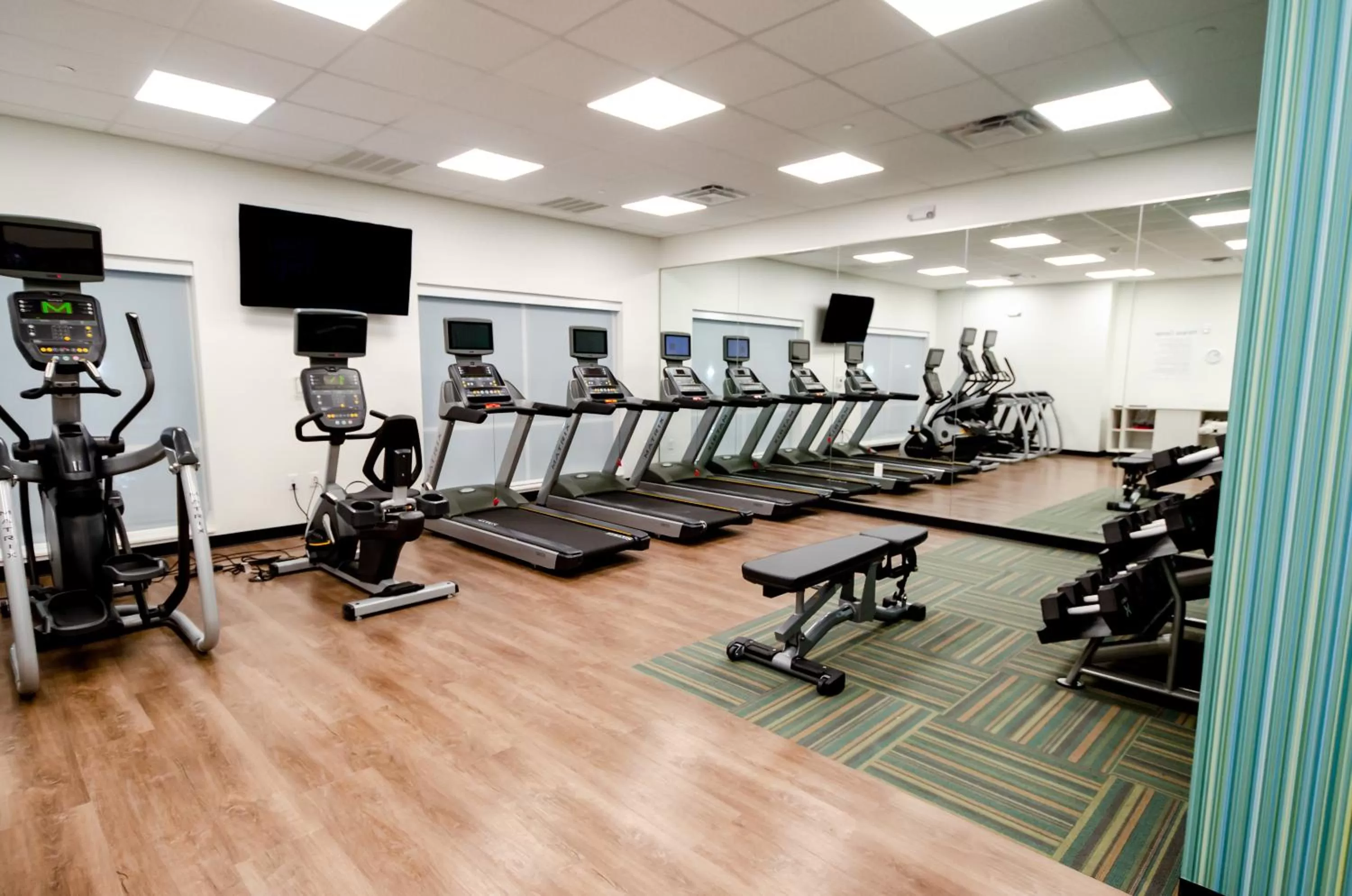 Spa and wellness centre/facilities in Holiday Inn Express & Suites Taylor by IHG