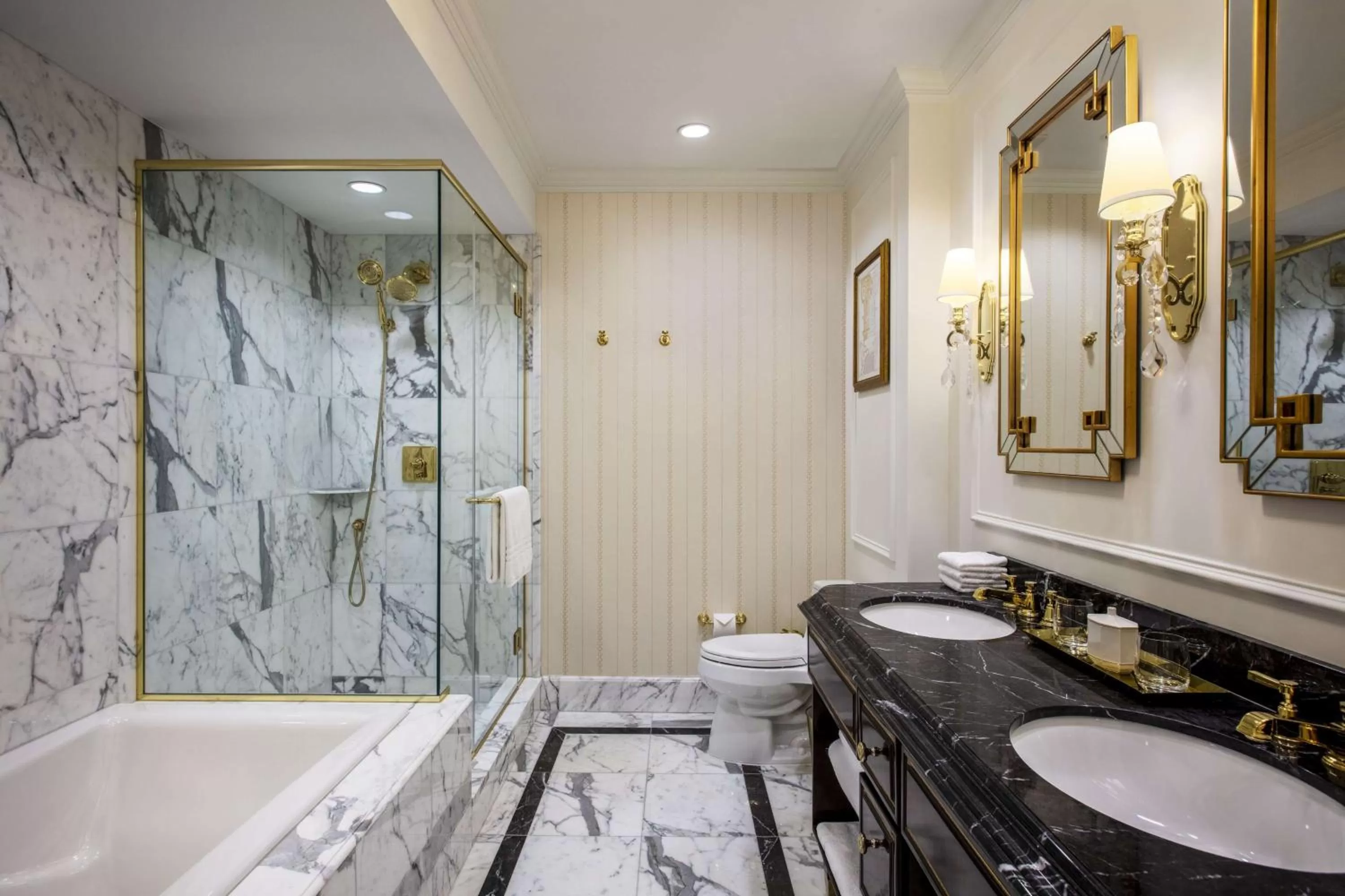 Bathroom in Waldorf Astoria Washington DC