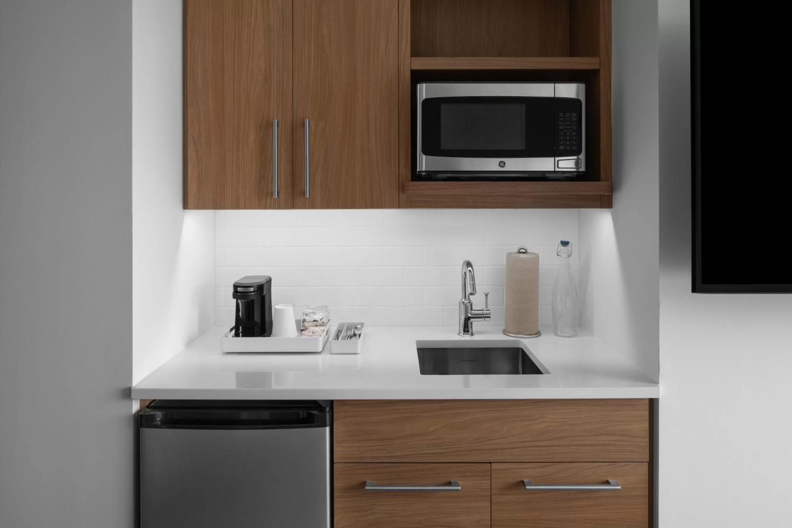 Kitchen or kitchenette in Element San Antonio Riverwalk