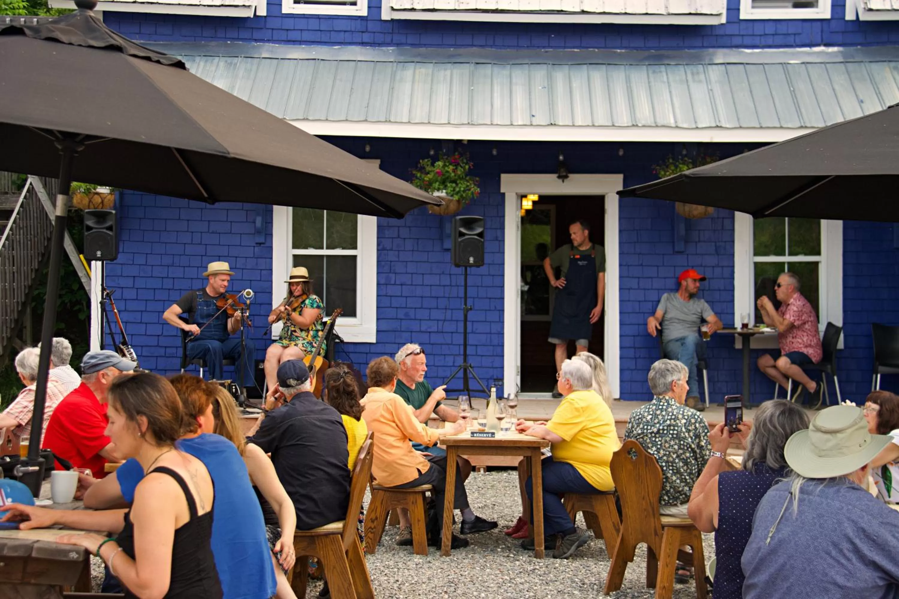 Food and drinks in Chez Casimir