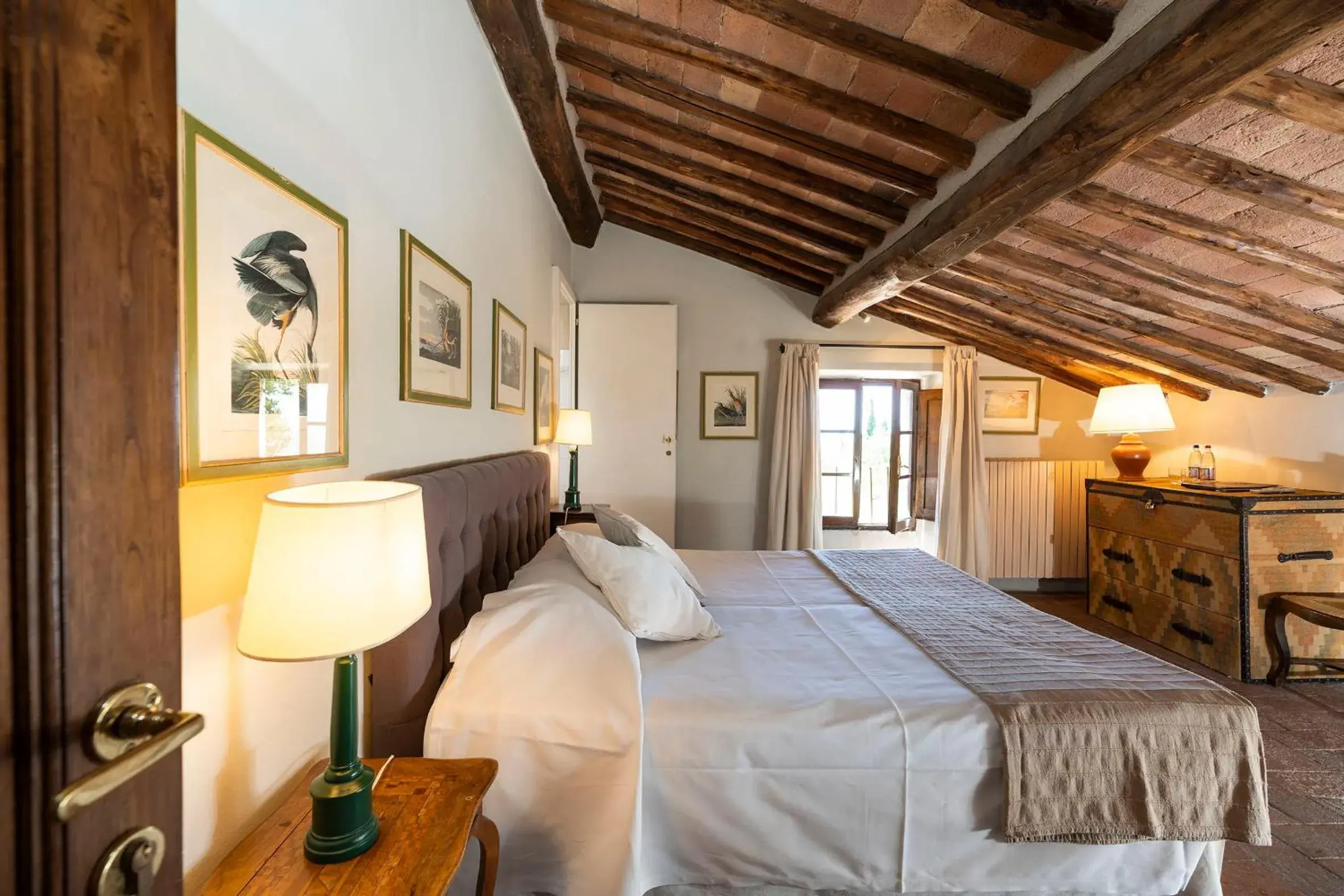 Standard Double or Twin Room in Castello di Fonterutoli Wine Resort Standard Double or Twin Room in Castello di Fonterutoli Wine Resort