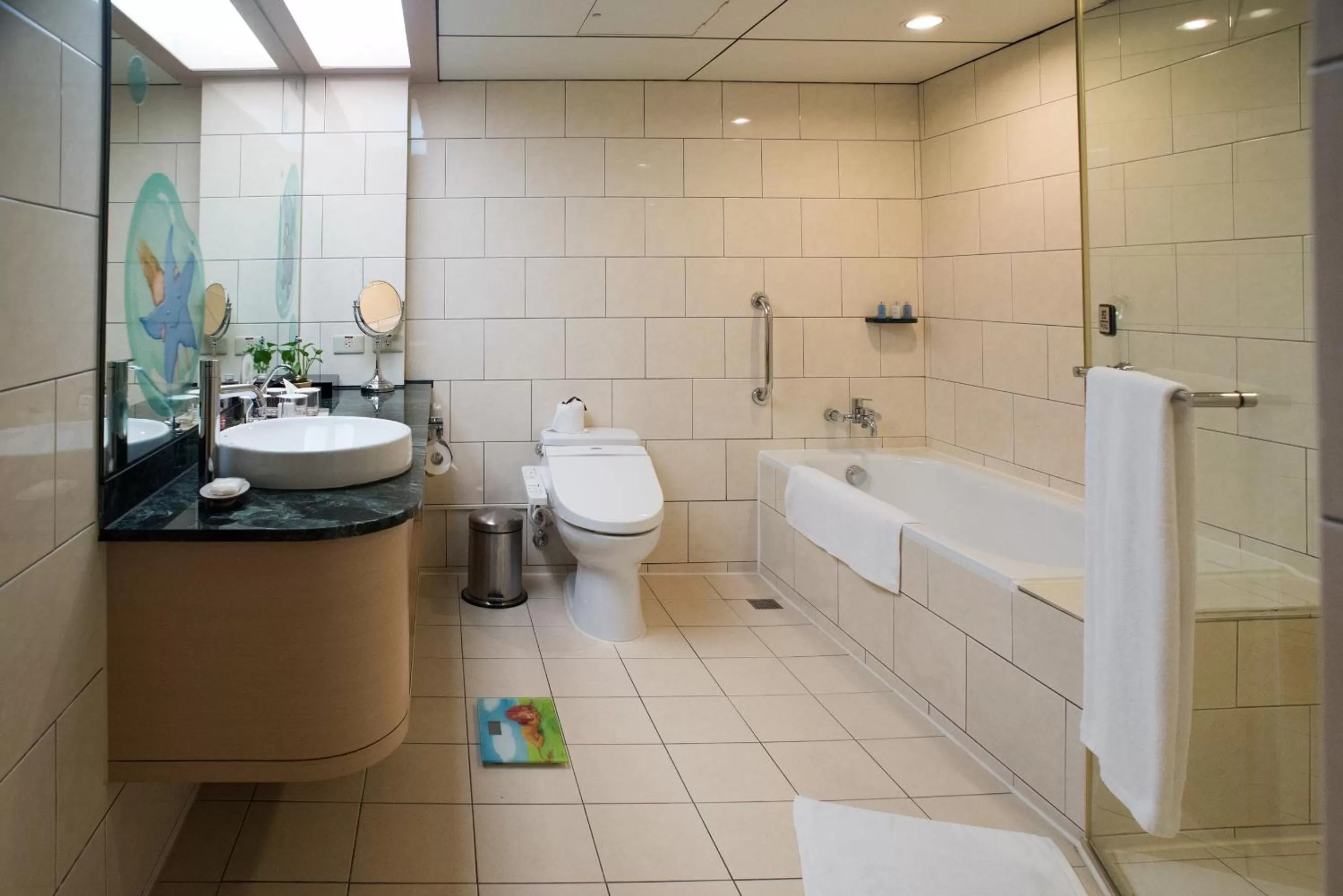 Bathroom in Chateau de Chine Hotel Hualien