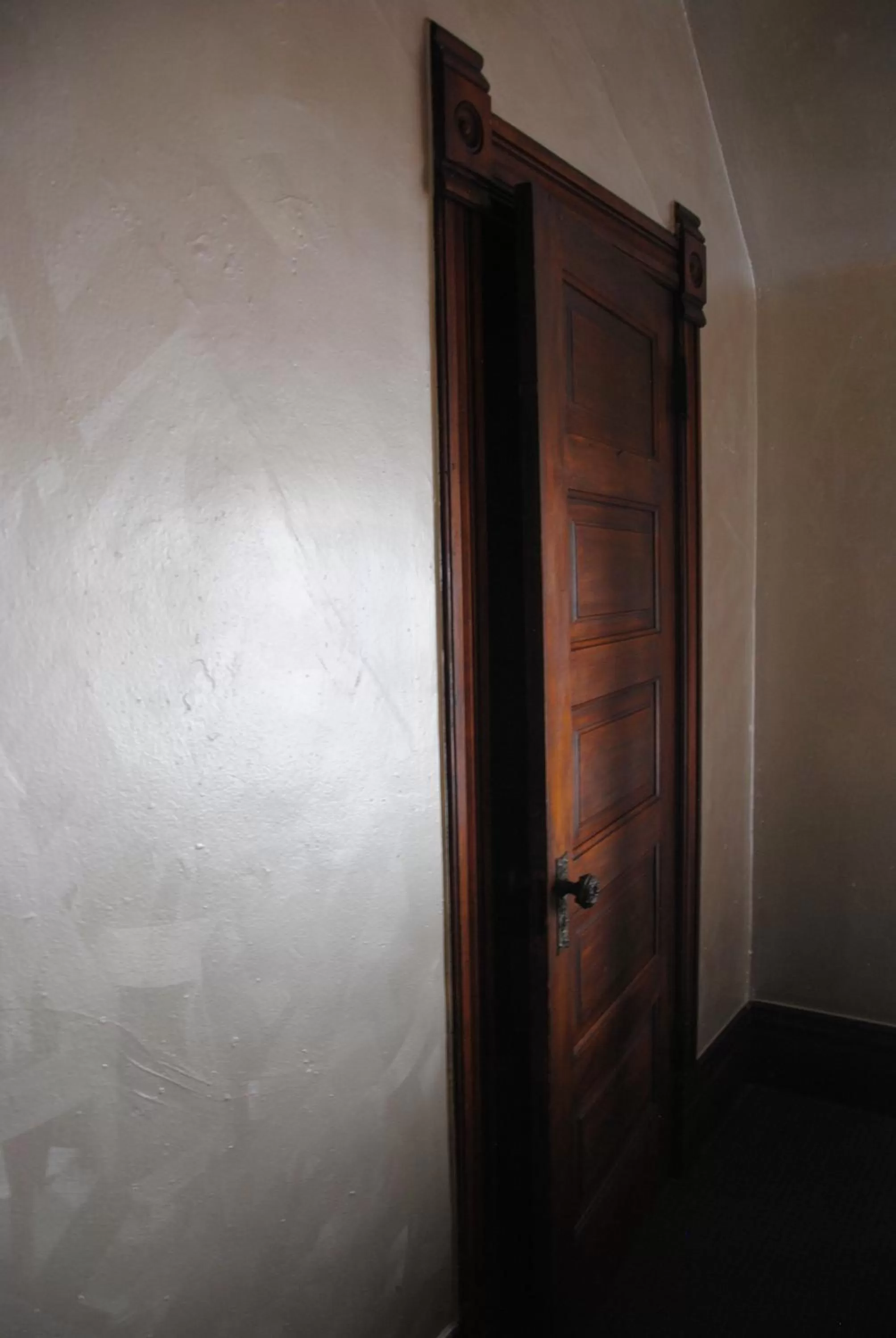 Decorative detail in Off Broadway B & B