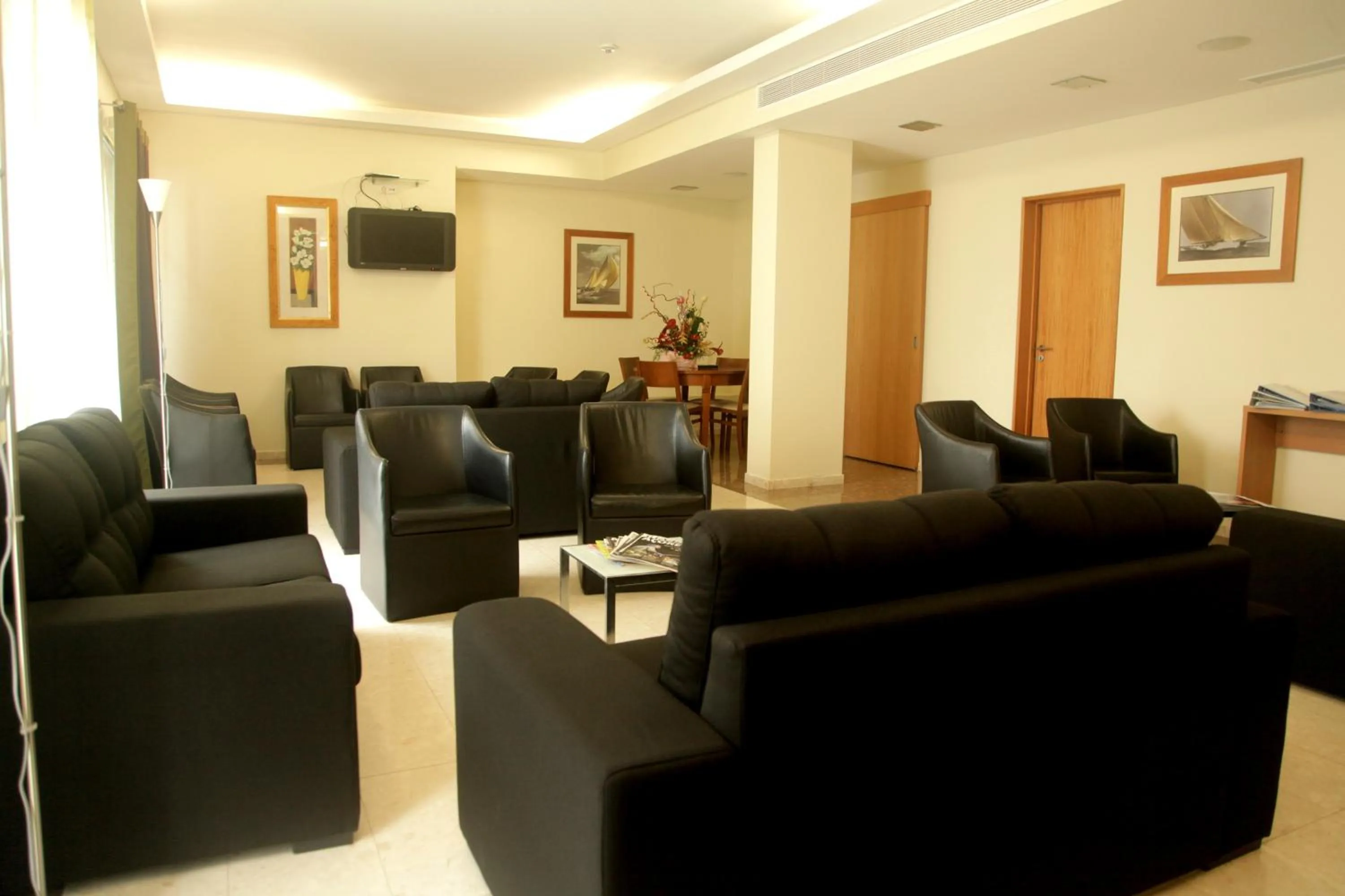 Communal lounge/ TV room in Hotel Matriz