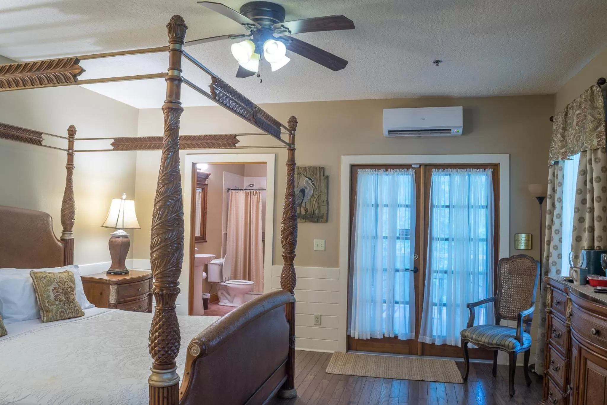 Bed in The Ann Stevens House