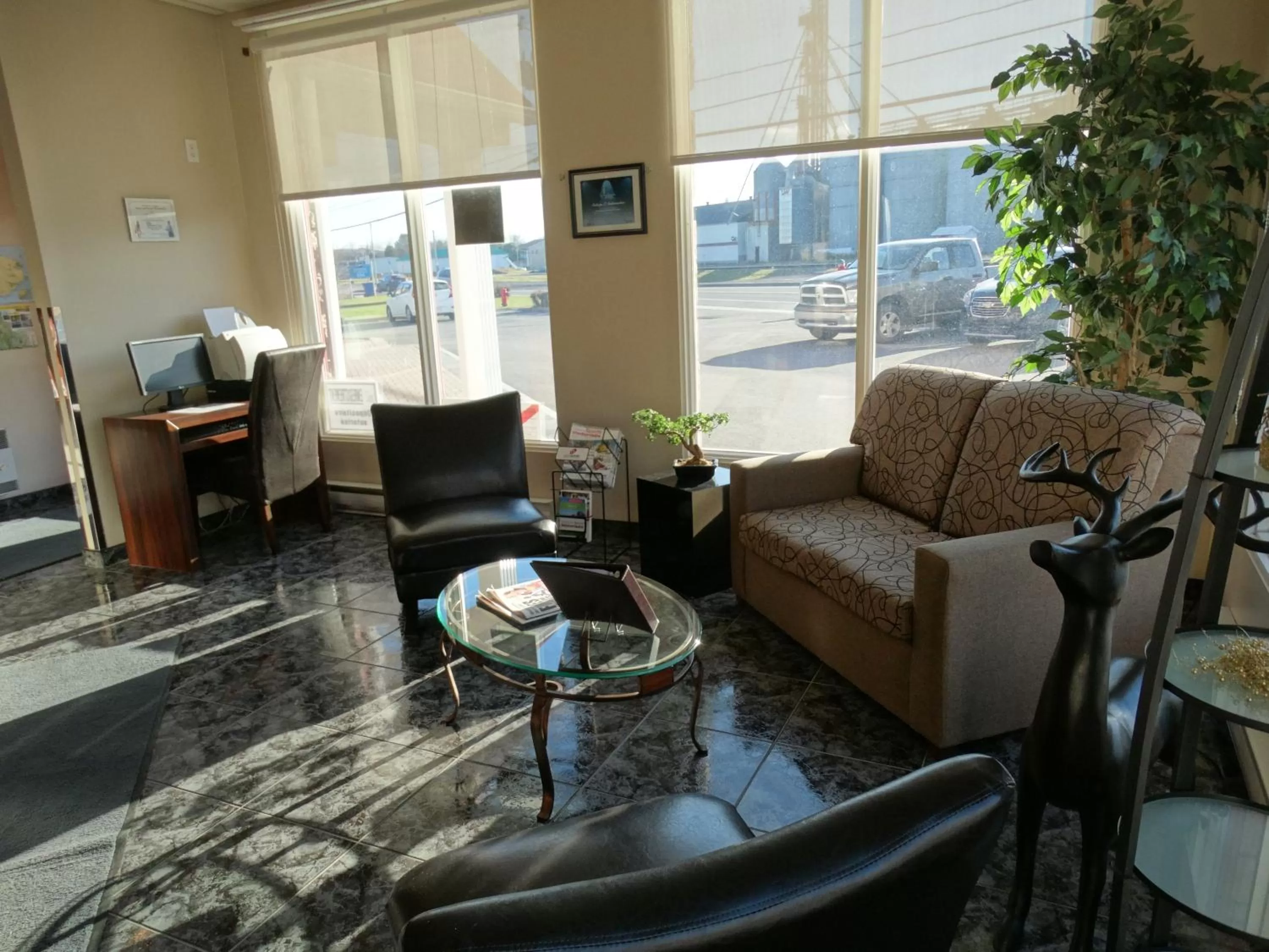 Lobby or reception in Auberge l'Ambassadeur