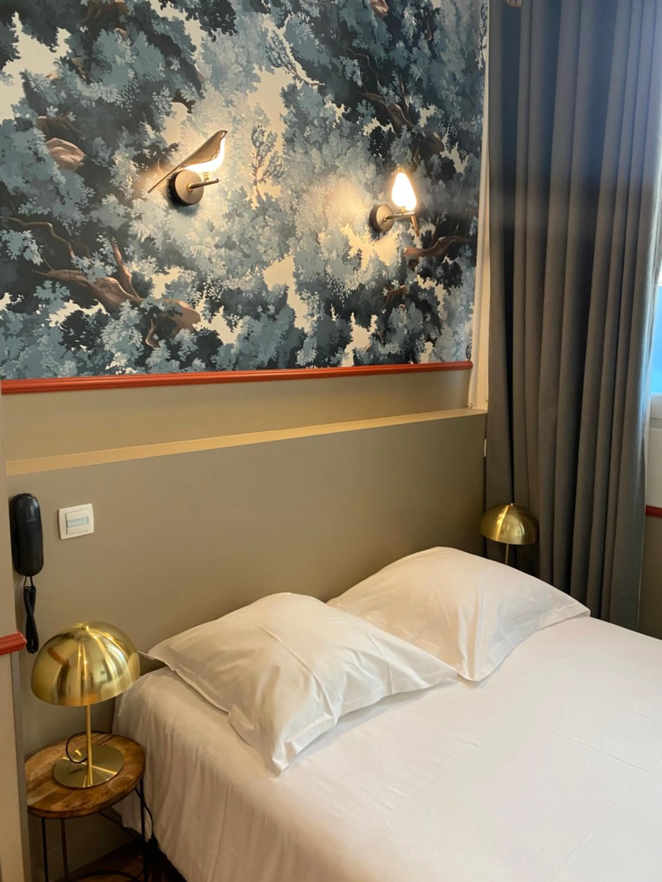 Bed in Hotelo Lyon Charité