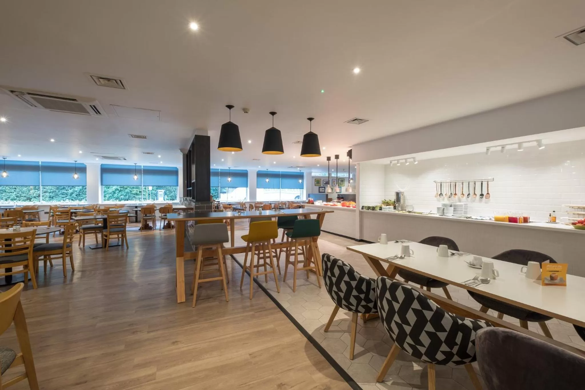 Restaurant/places to eat in Holiday Inn Swindon by IHG