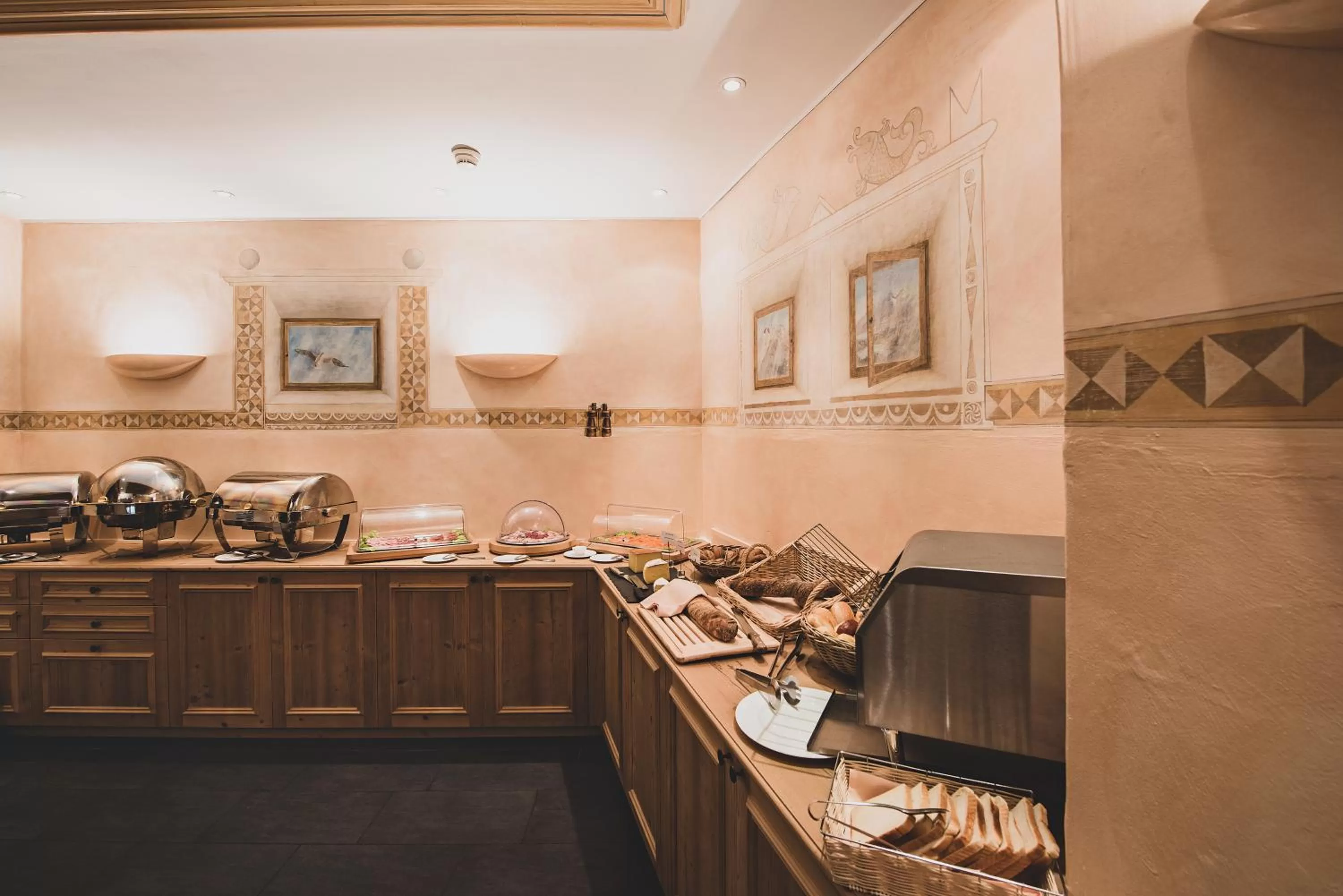 Breakfast in Art Boutique Hotel Monopol