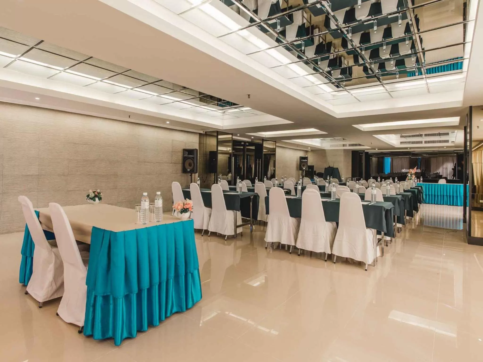 Banquet/Function facilities in Convenient Park Bangkok