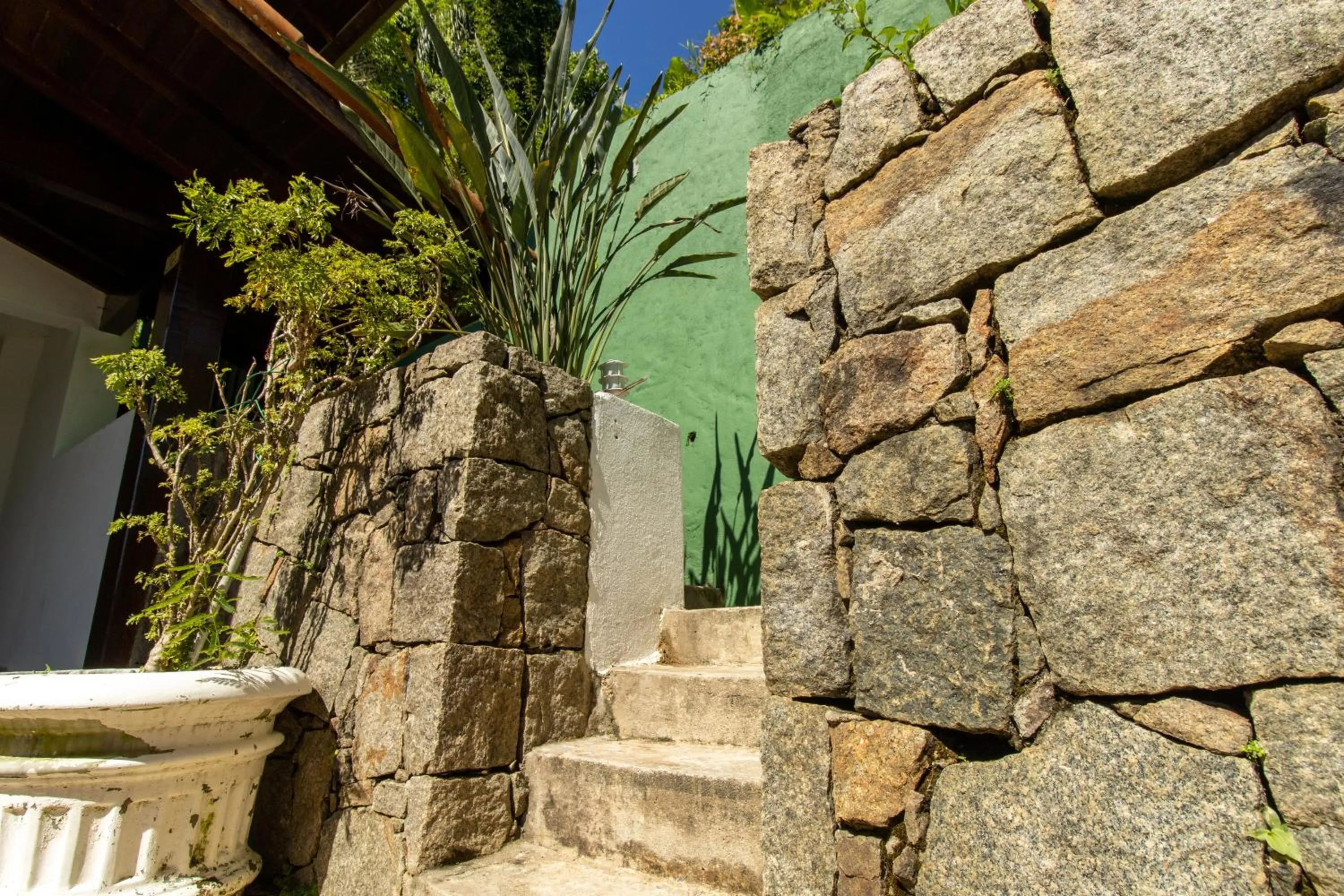 Facade/entrance in Hotel Coquille