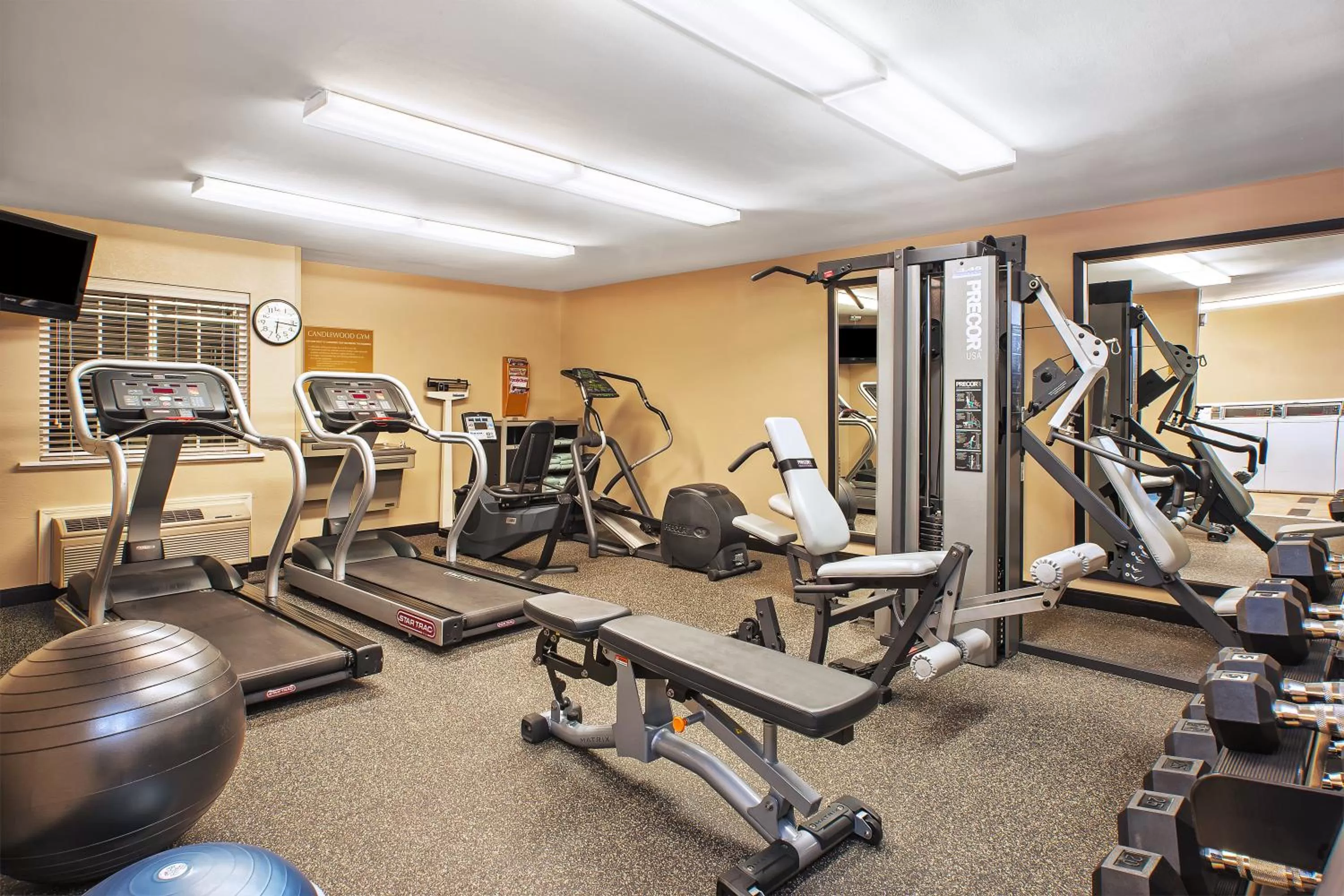 Fitness centre/facilities in Candlewood Suites Indianapolis Northeast by IHG