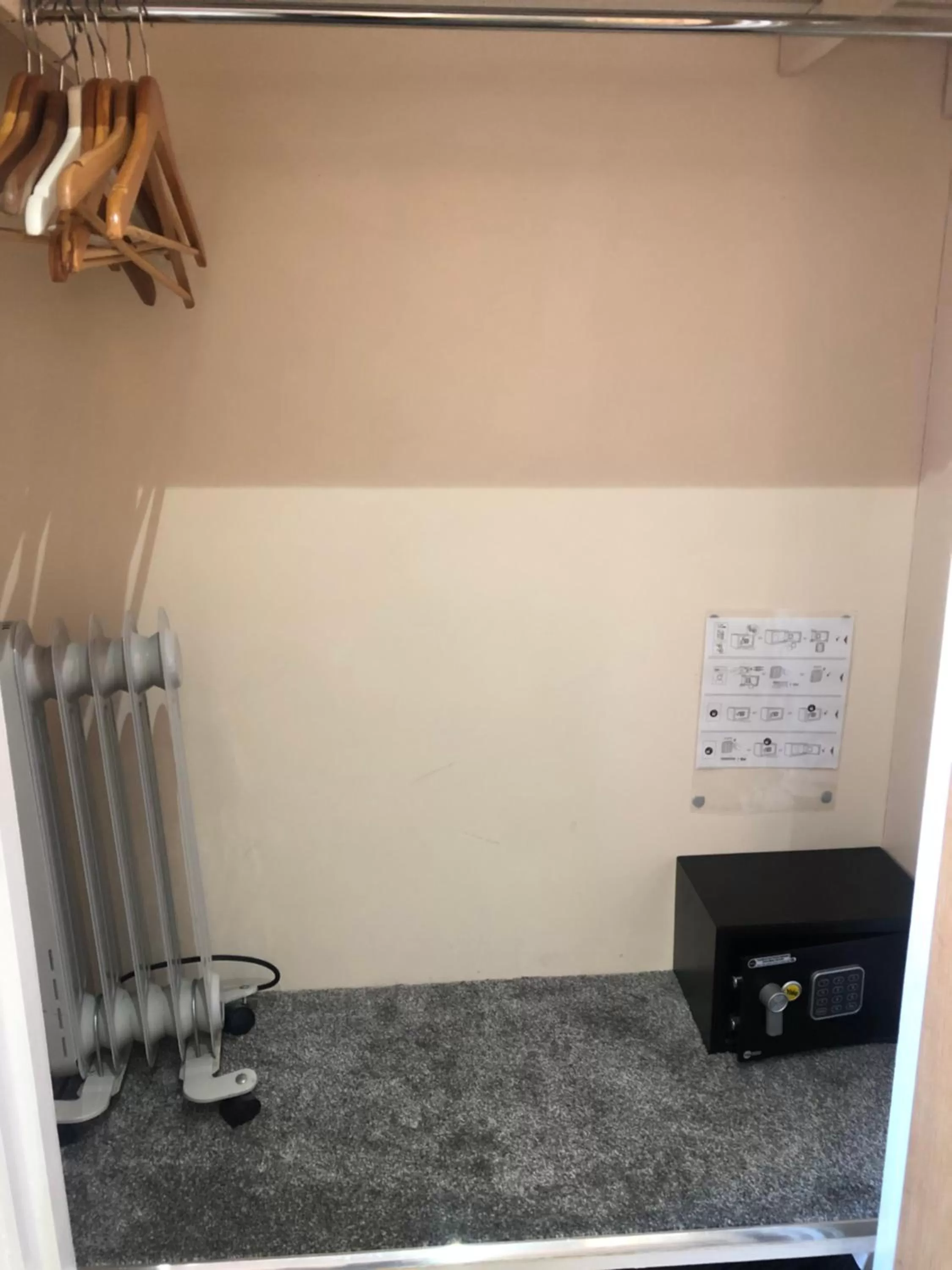 safe in Queen Phillippa