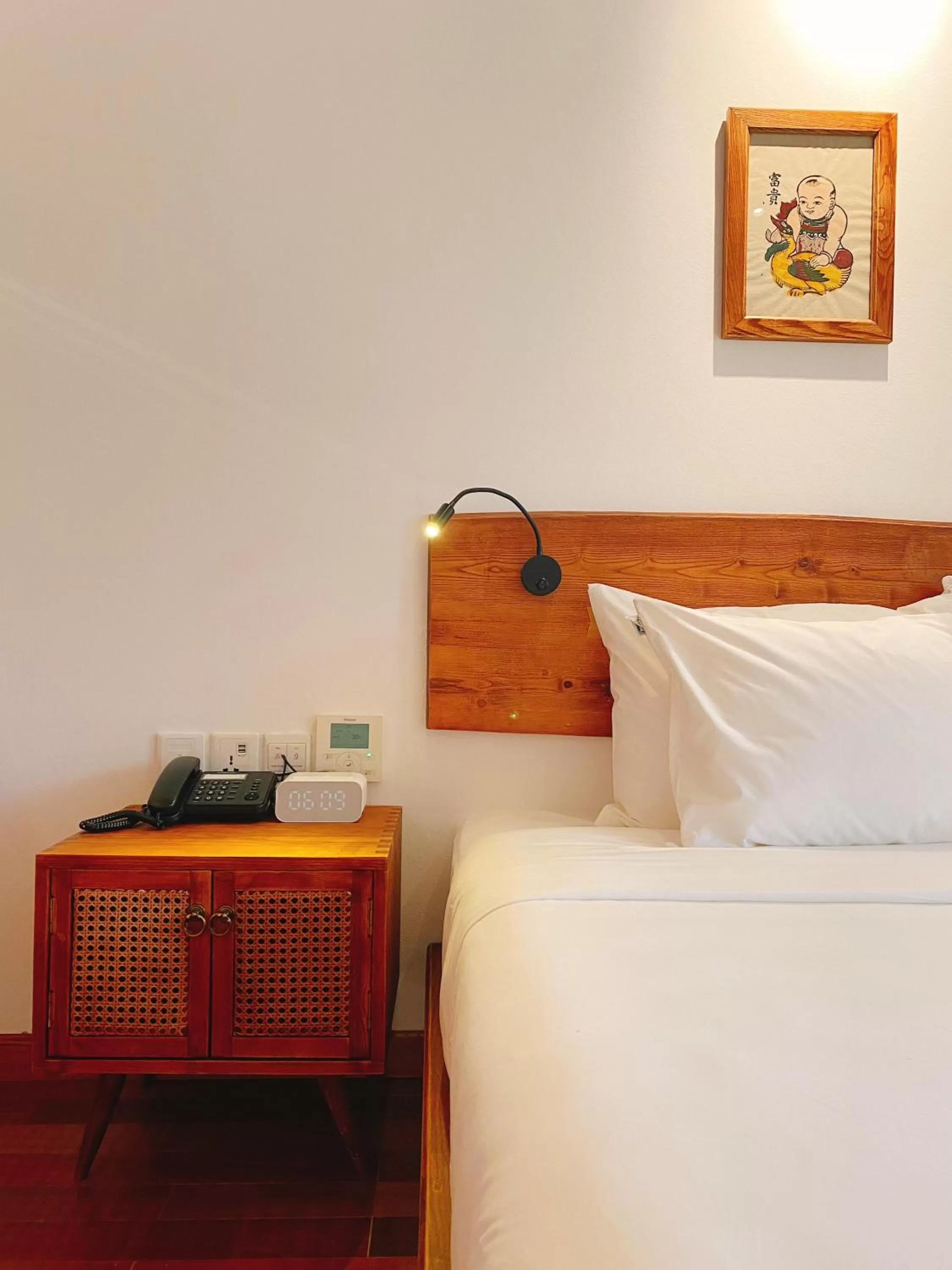 Property building, Bed in 22Land Hotel & Residence