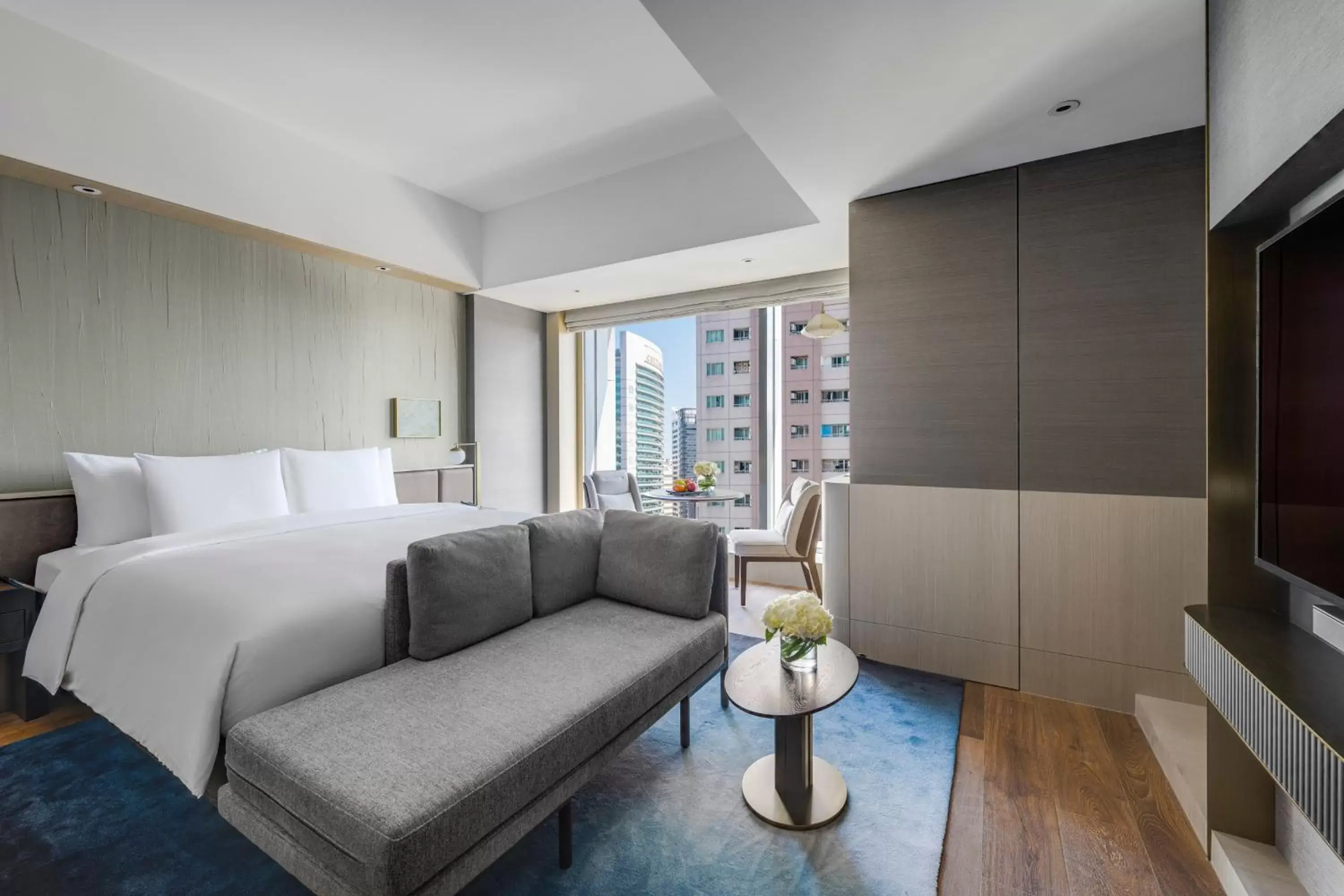 Classic King Room in InterContinental Kaohsiung by IHG Classic King Room in InterContinental Kaohsiung by IHG