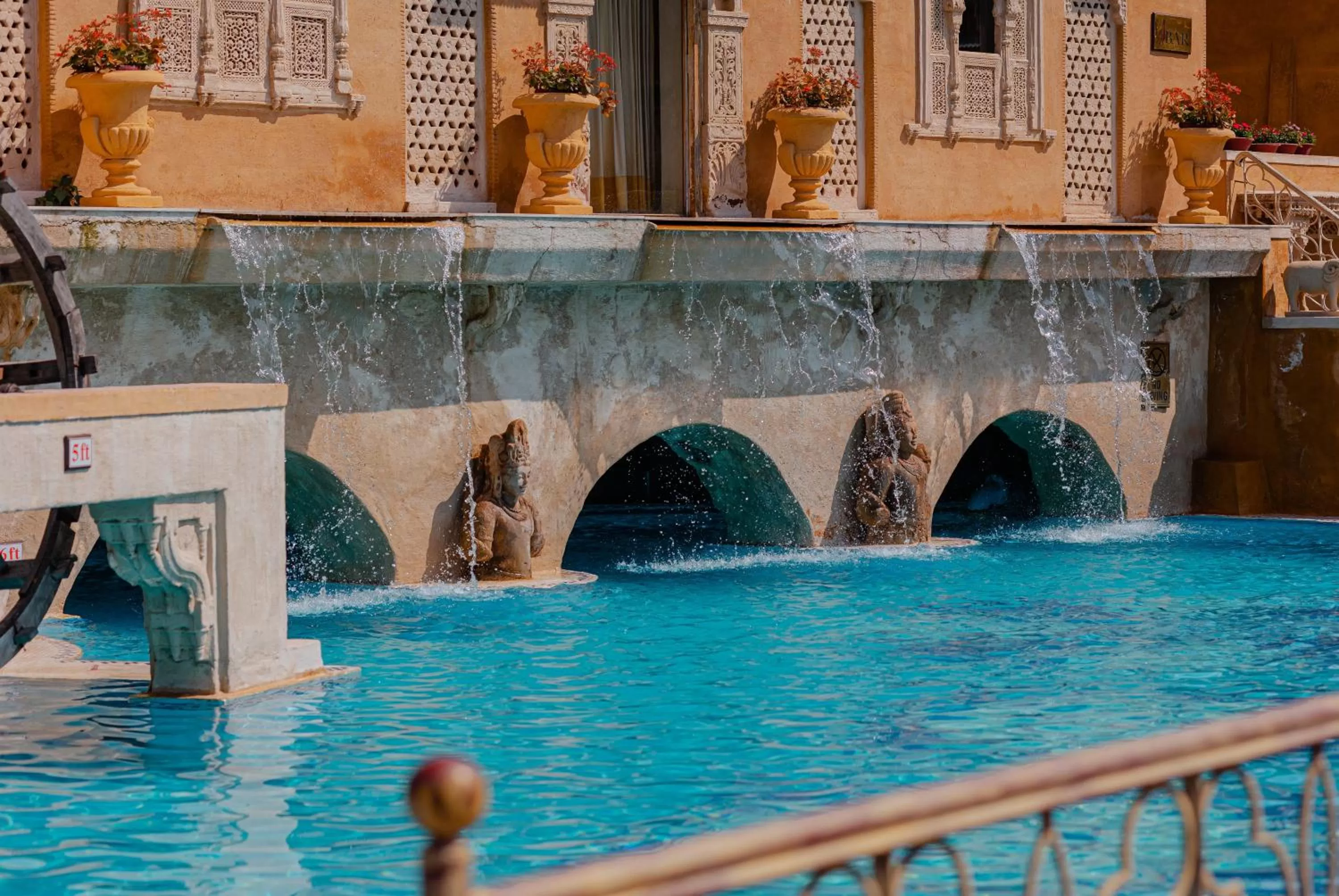 Restaurant/places to eat in Ajit Bhawan - A Palace Resort