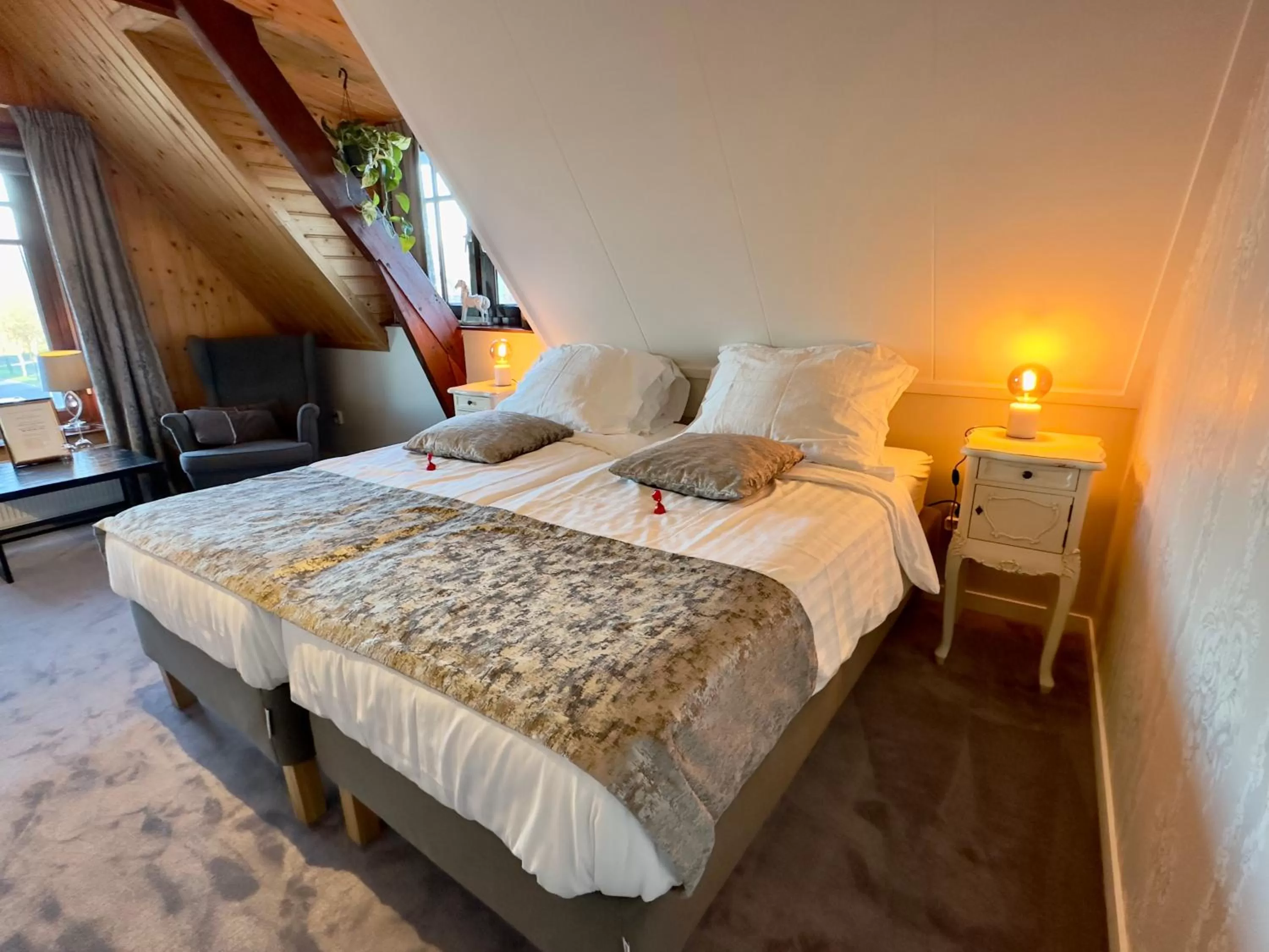 Bed in Villa Steenwyck Giethoorn