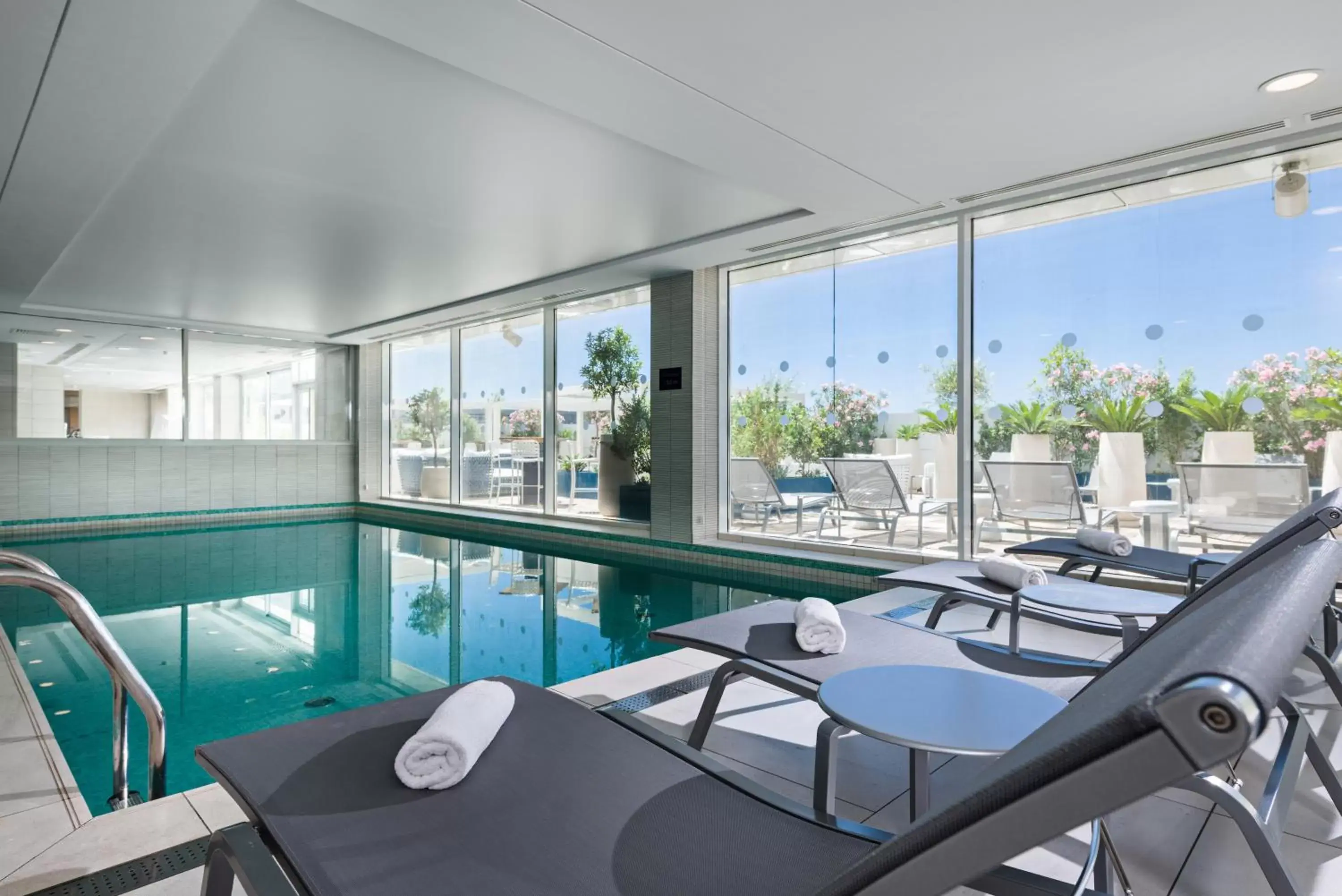 Golden Tulip Marseille Euromed Golden Tulip Marseille Euromed