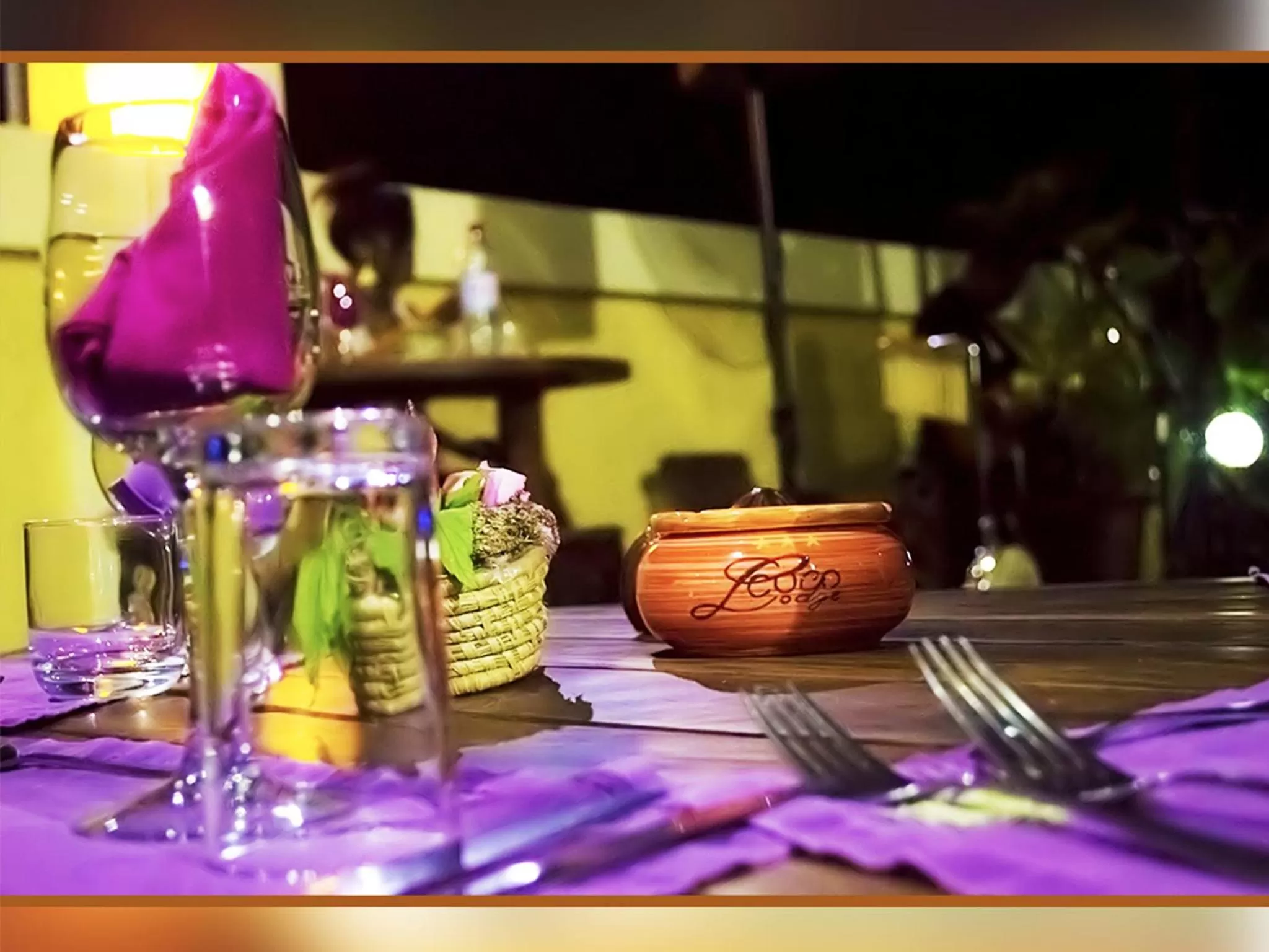 Restaurant/places to eat in Hôtel Restaurant Coco Lodge Majunga