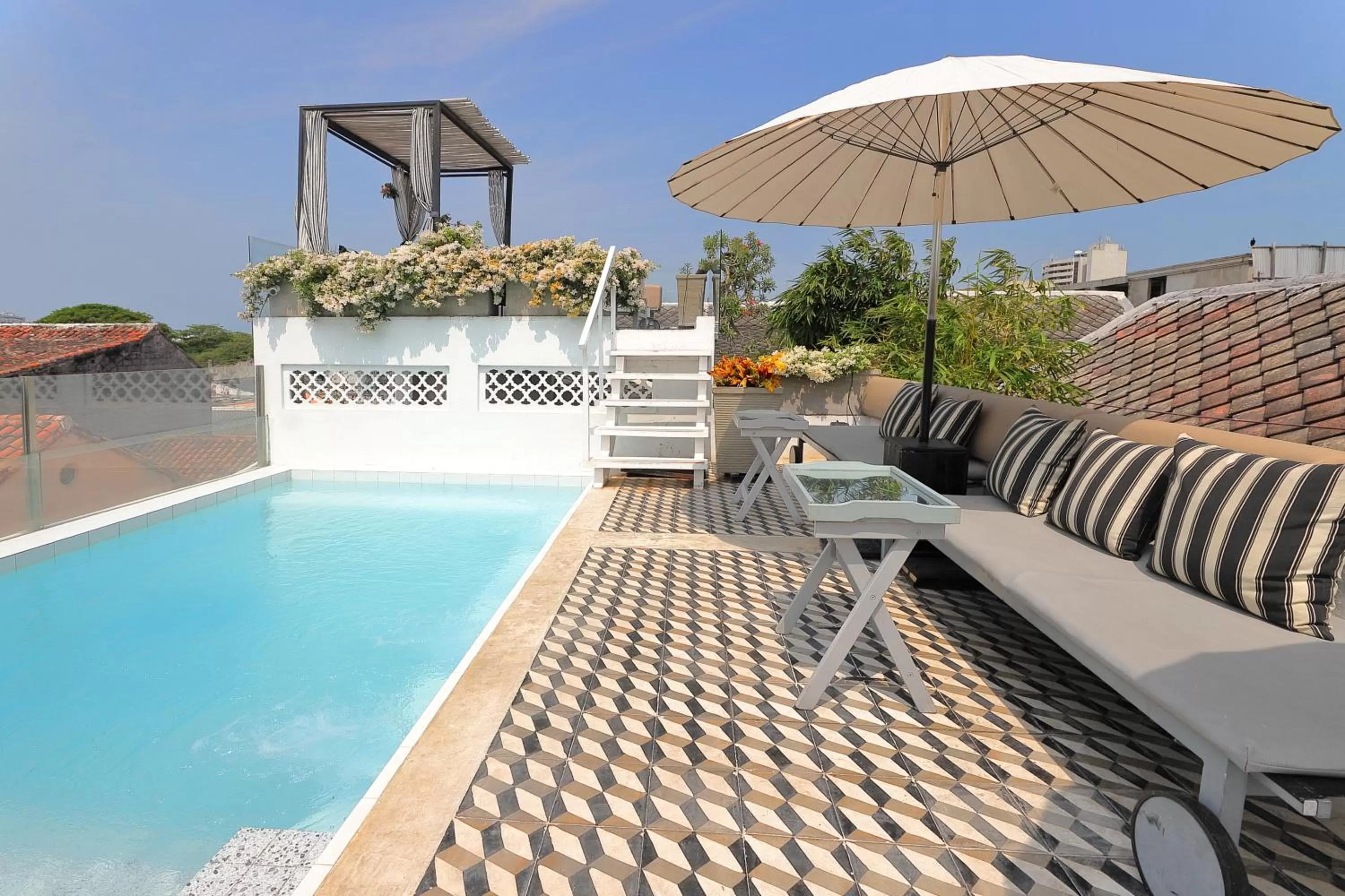 Swimming pool in Hotel Casa Lola Deluxe Gallery