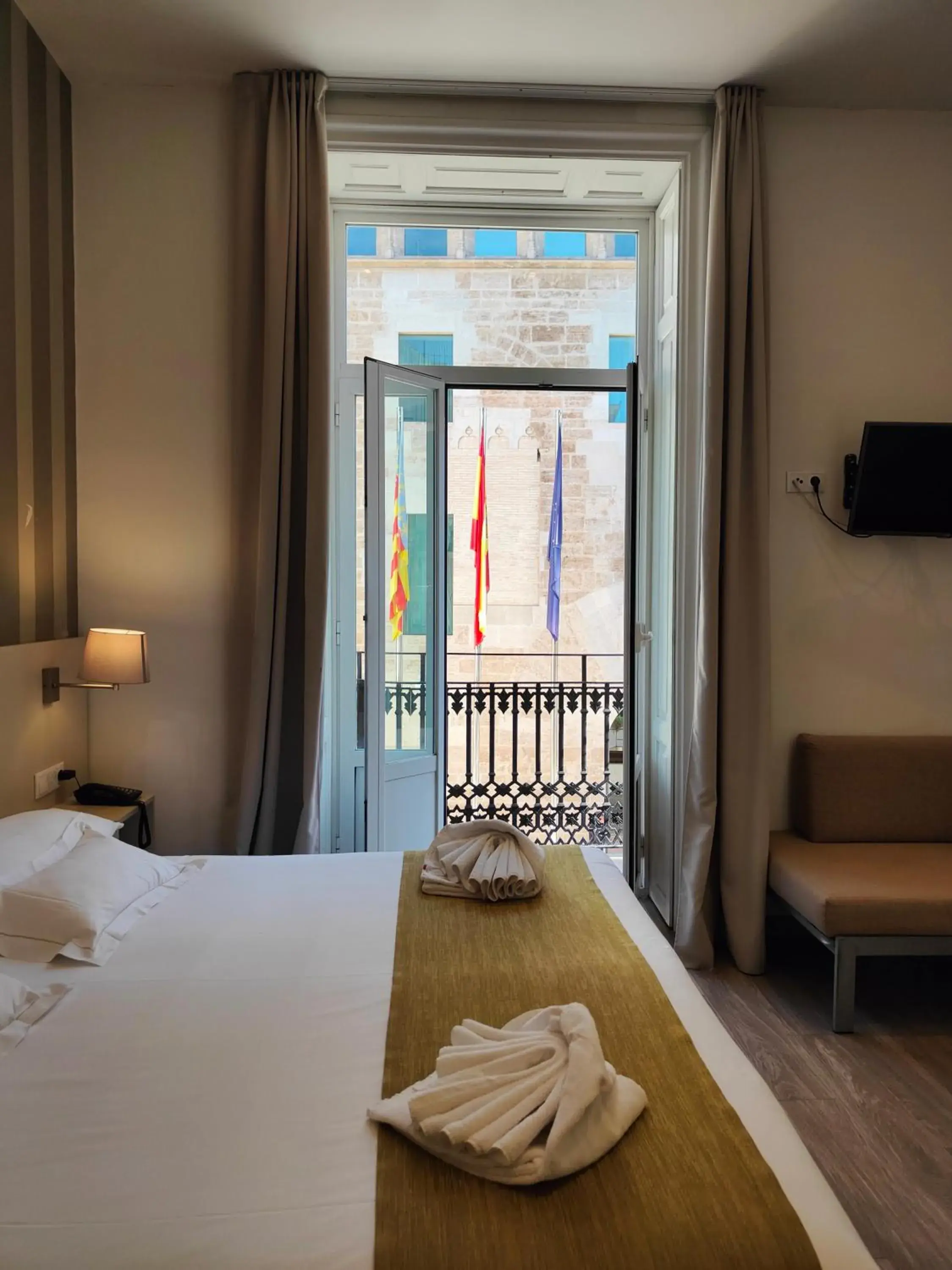 Classic Double Room with City View in Hotel San Lorenzo Boutique Plaza Classic Double Room with City View in Hotel San Lorenzo Boutique Plaza