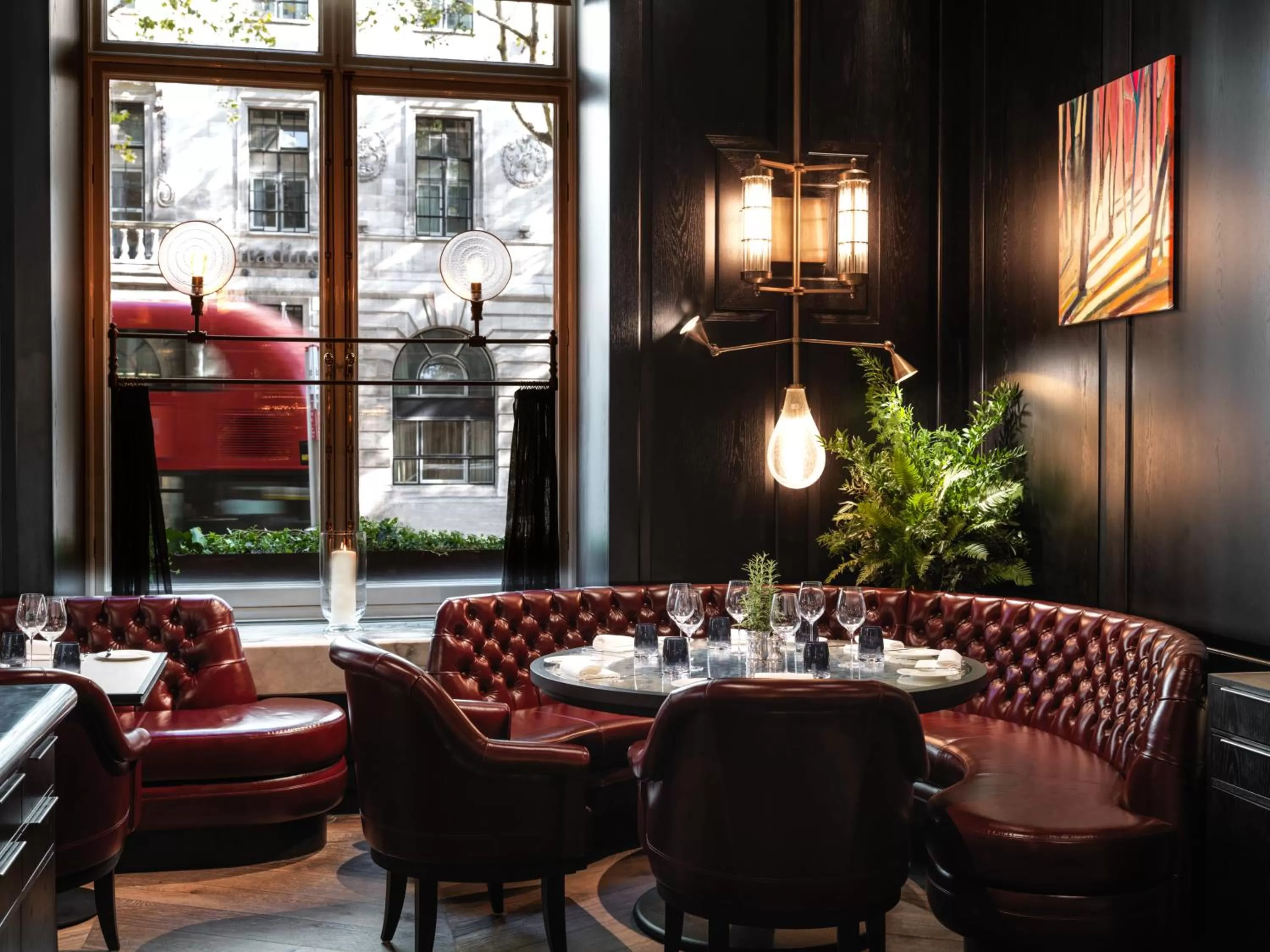 Restaurant/places to eat in Corinthia London