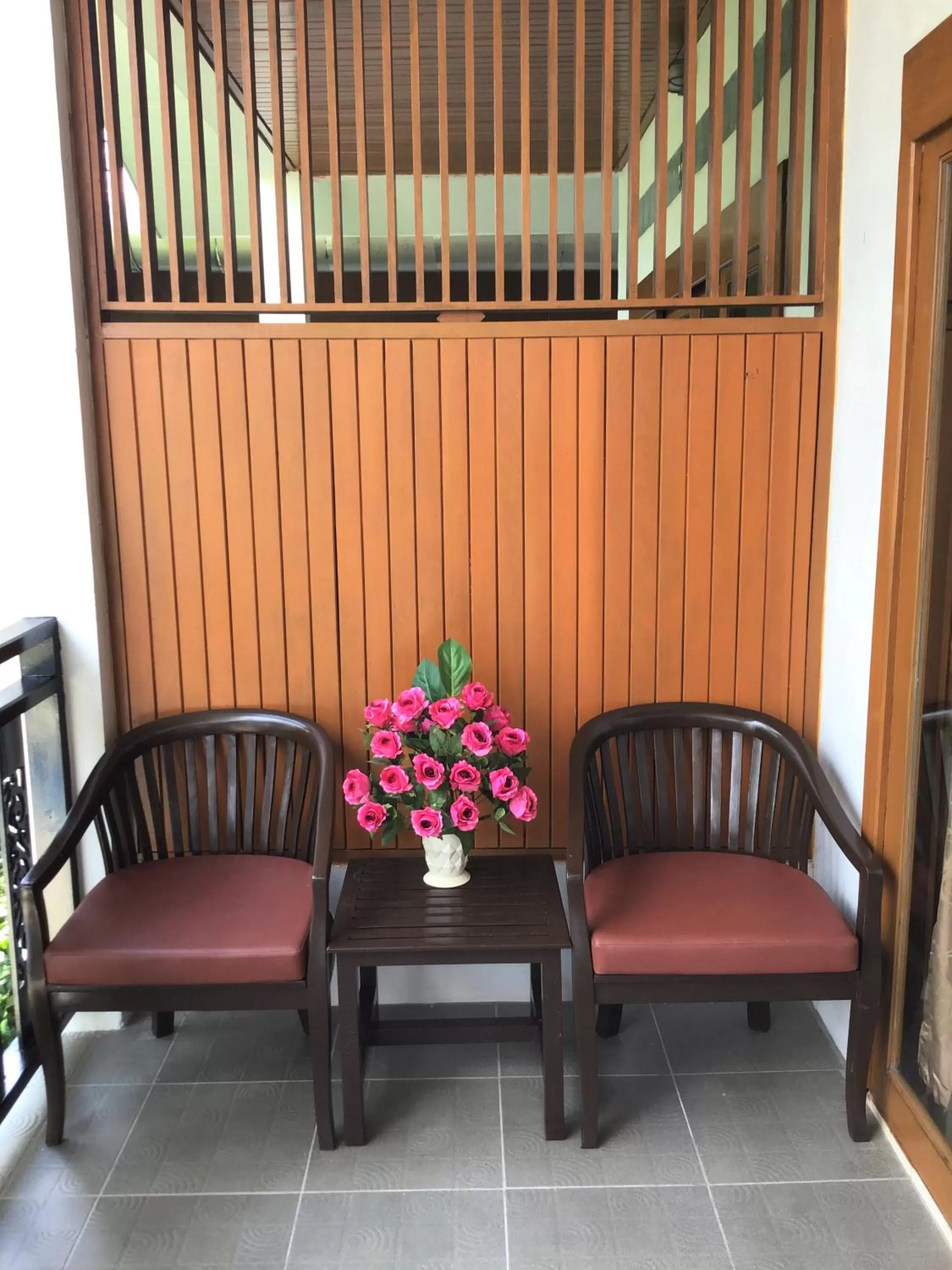 Seating Area in Pratum Resort