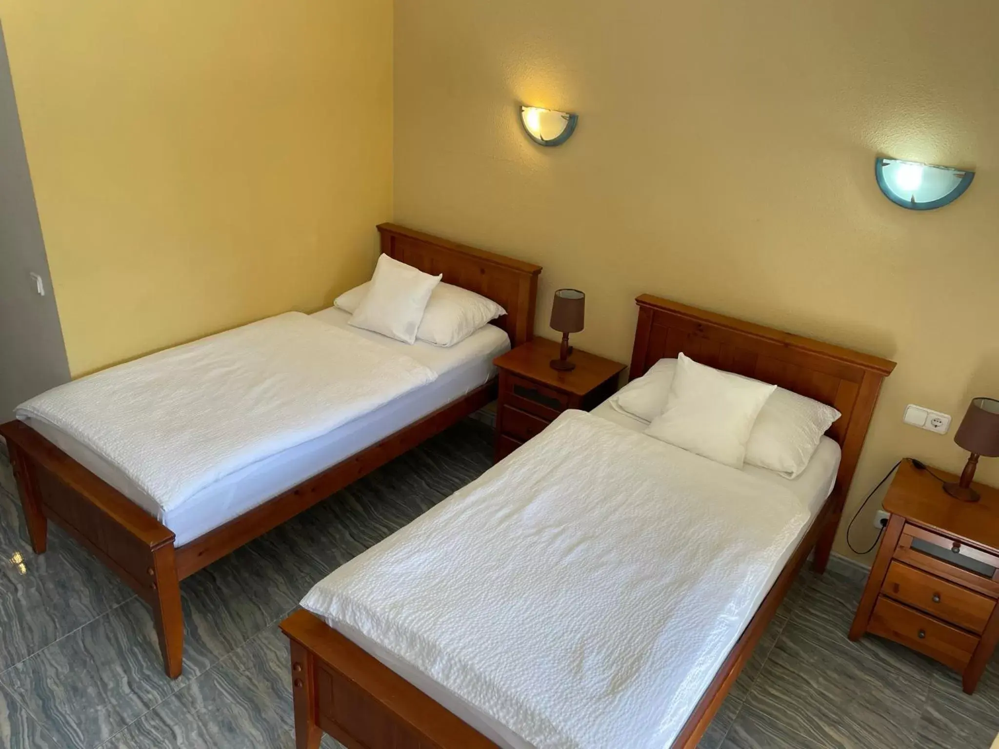 Double Room with Terrace in Hotel Montemar Double Room with Terrace in Hotel Montemar