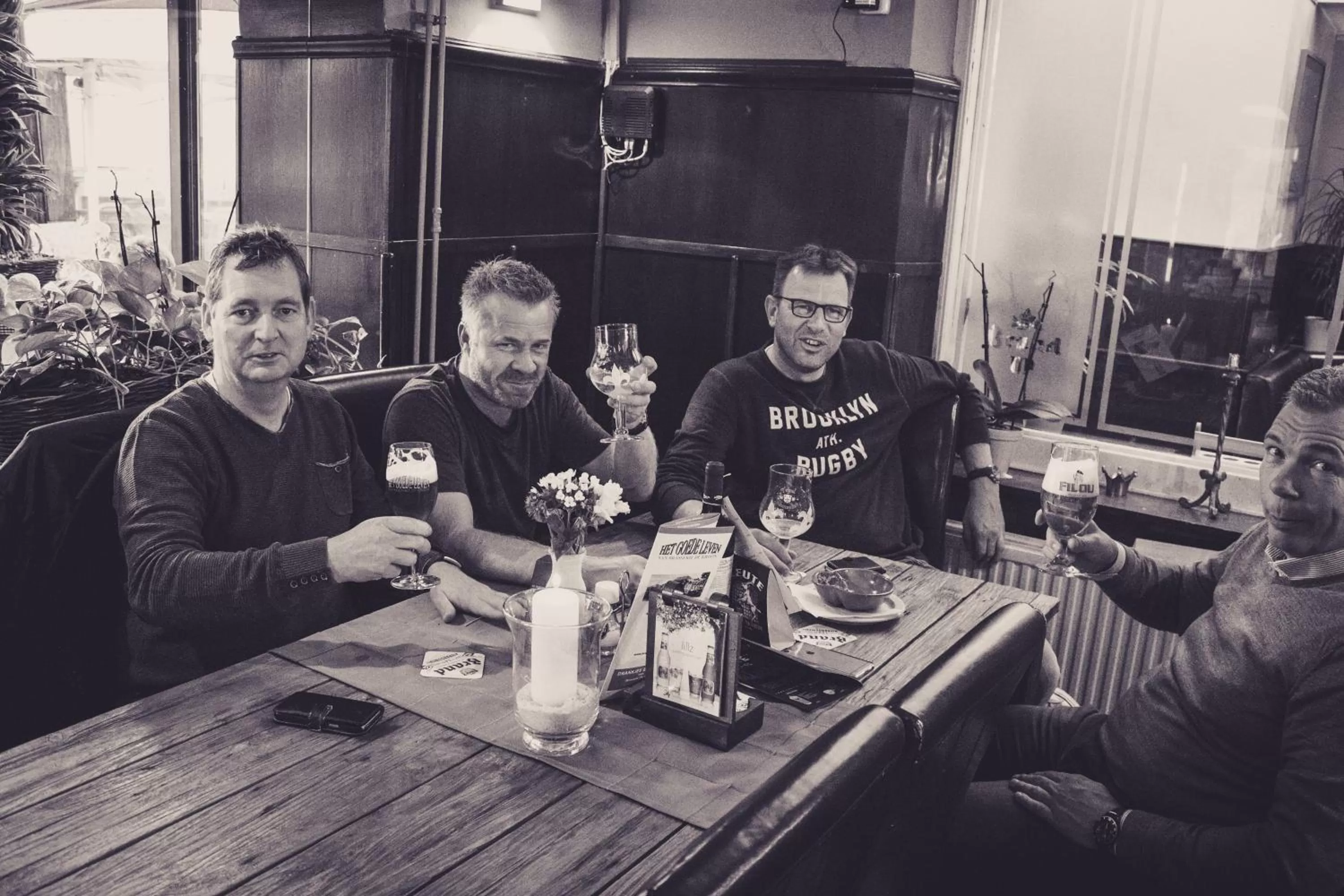 People in Hotel Brasserie de Kroon