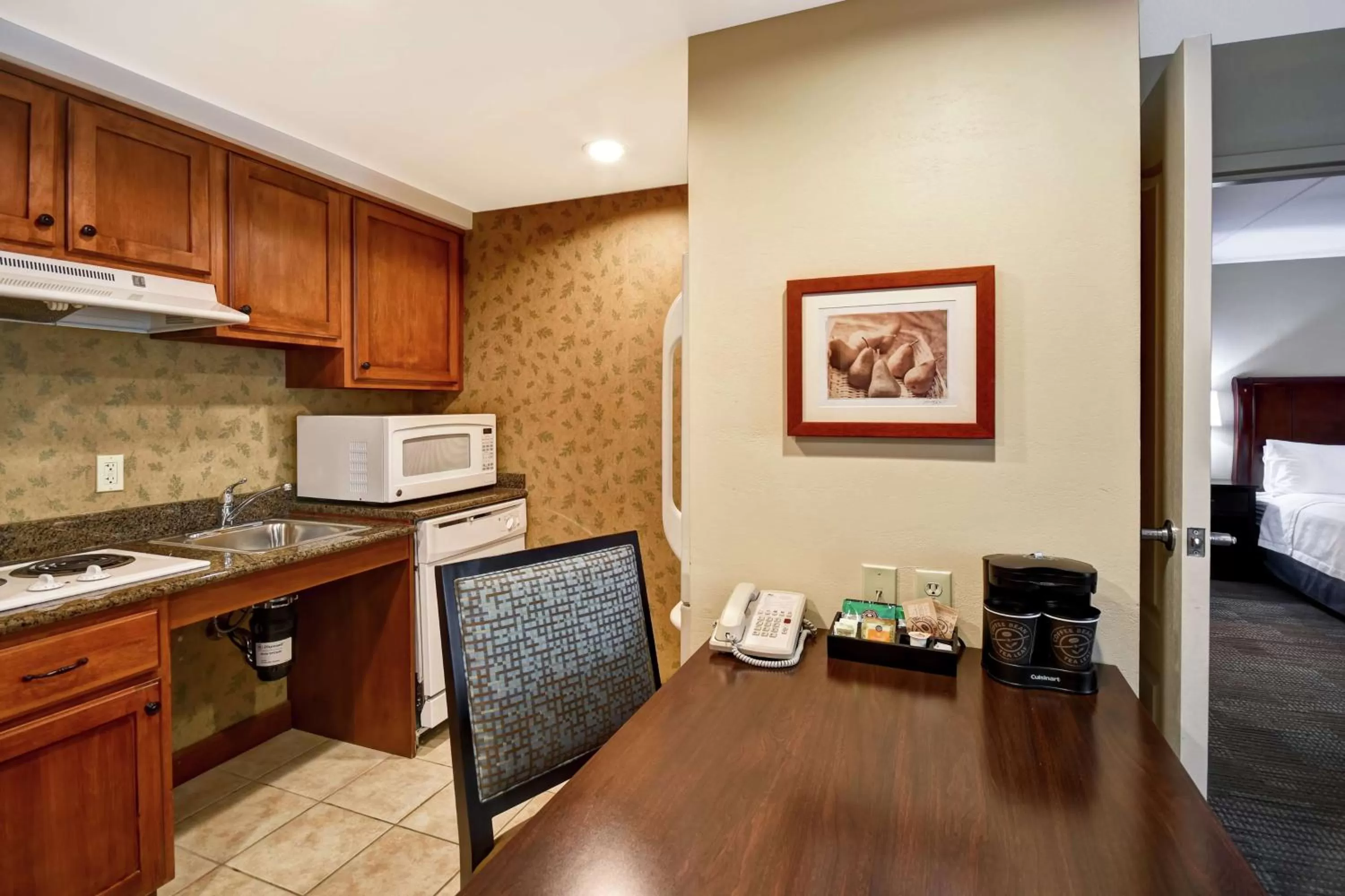 Kitchen or kitchenette in Homewood Suites by Hilton Lancaster