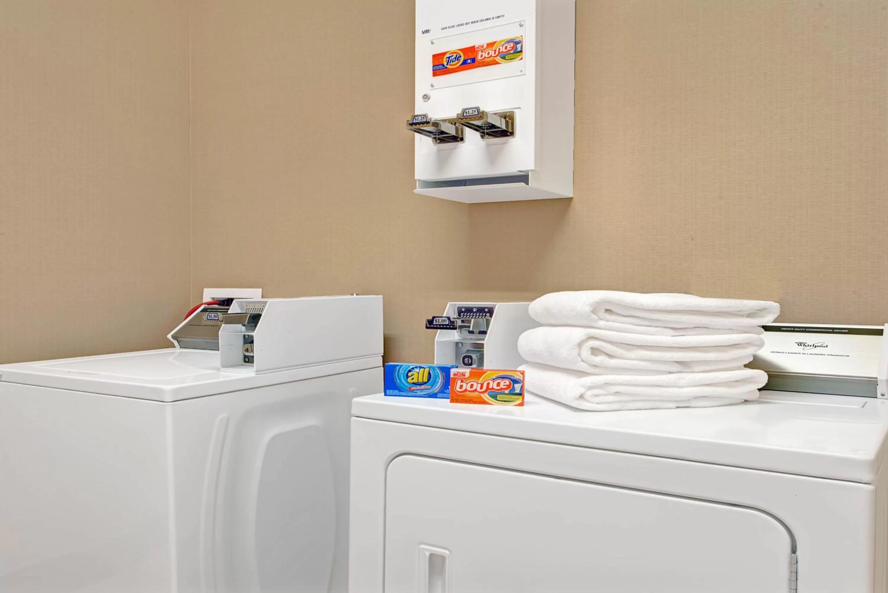 Area and facilities in Baymont by Wyndham Decatur