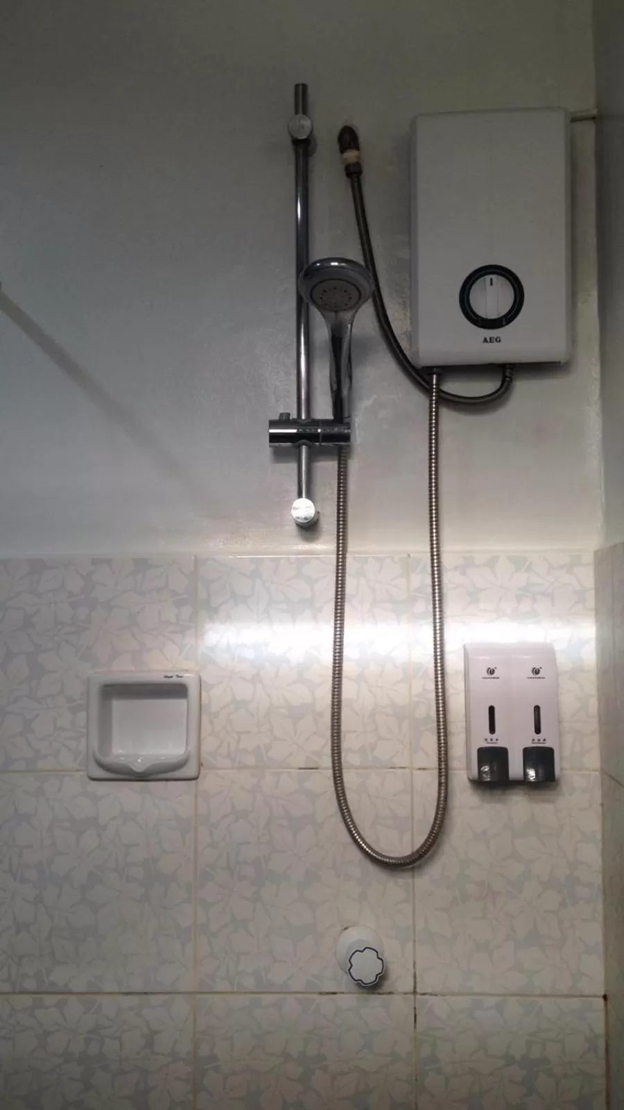 Shower in La Sirenita