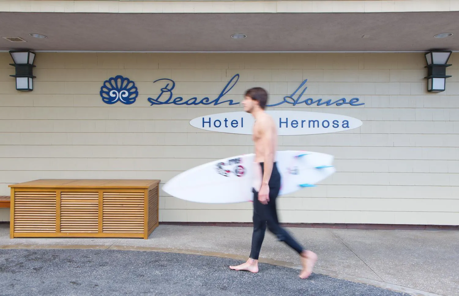 Day in Beach House Hotel at Hermosa Beach