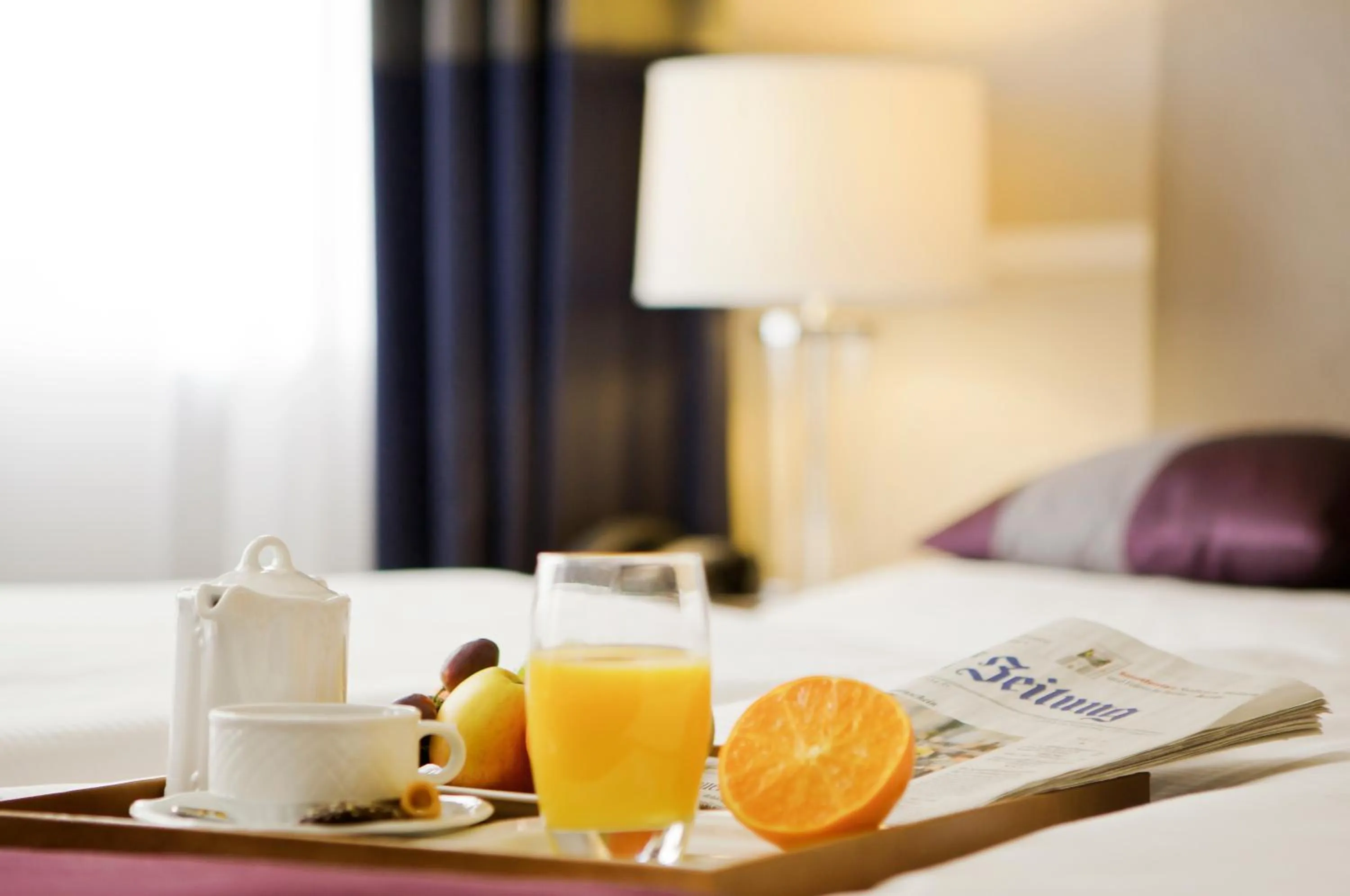 Coffee/tea facilities, Bed in Hotel Elba am Kurfürstendamm - Design Chambers