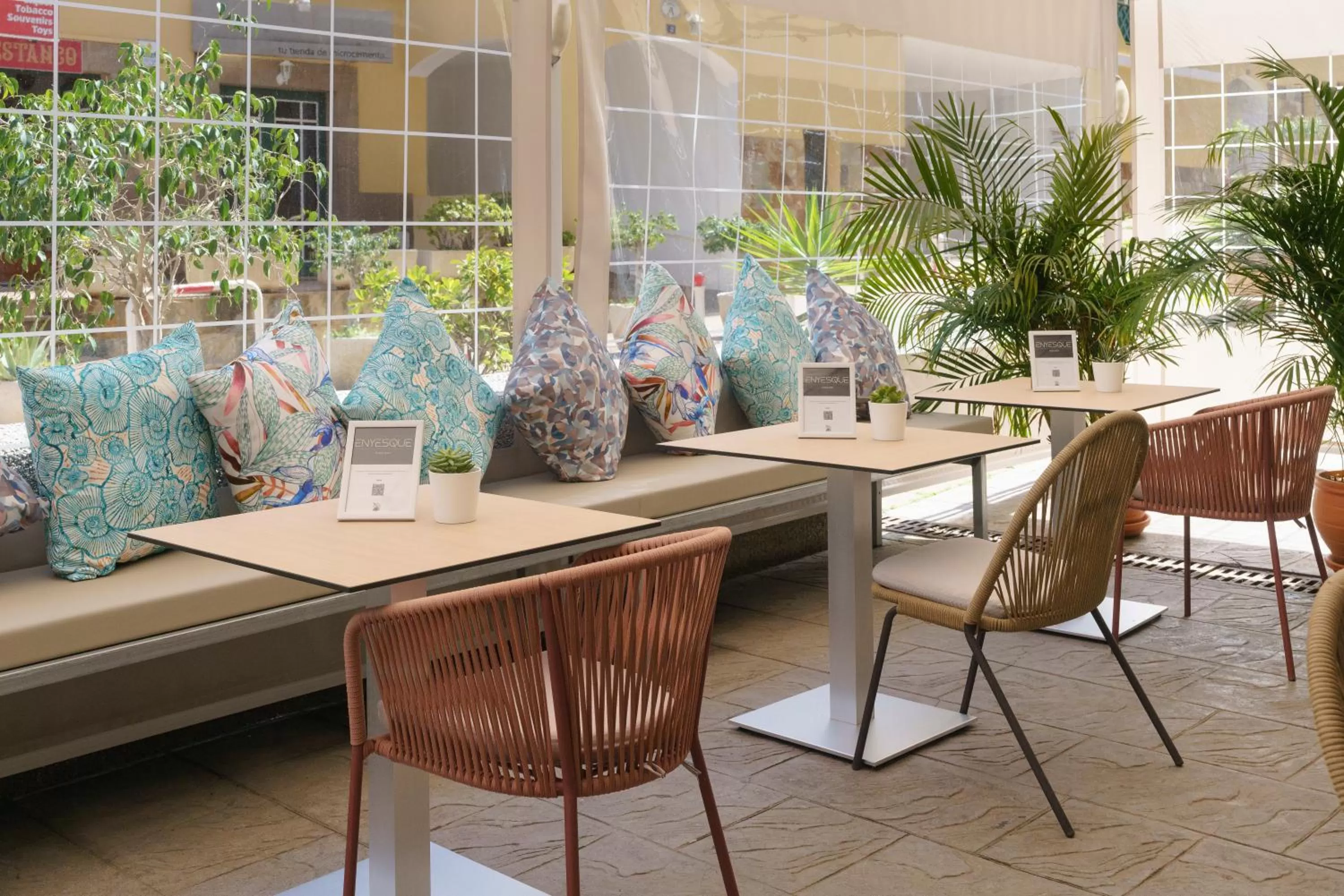 Restaurant/places to eat in Alua Tenerife