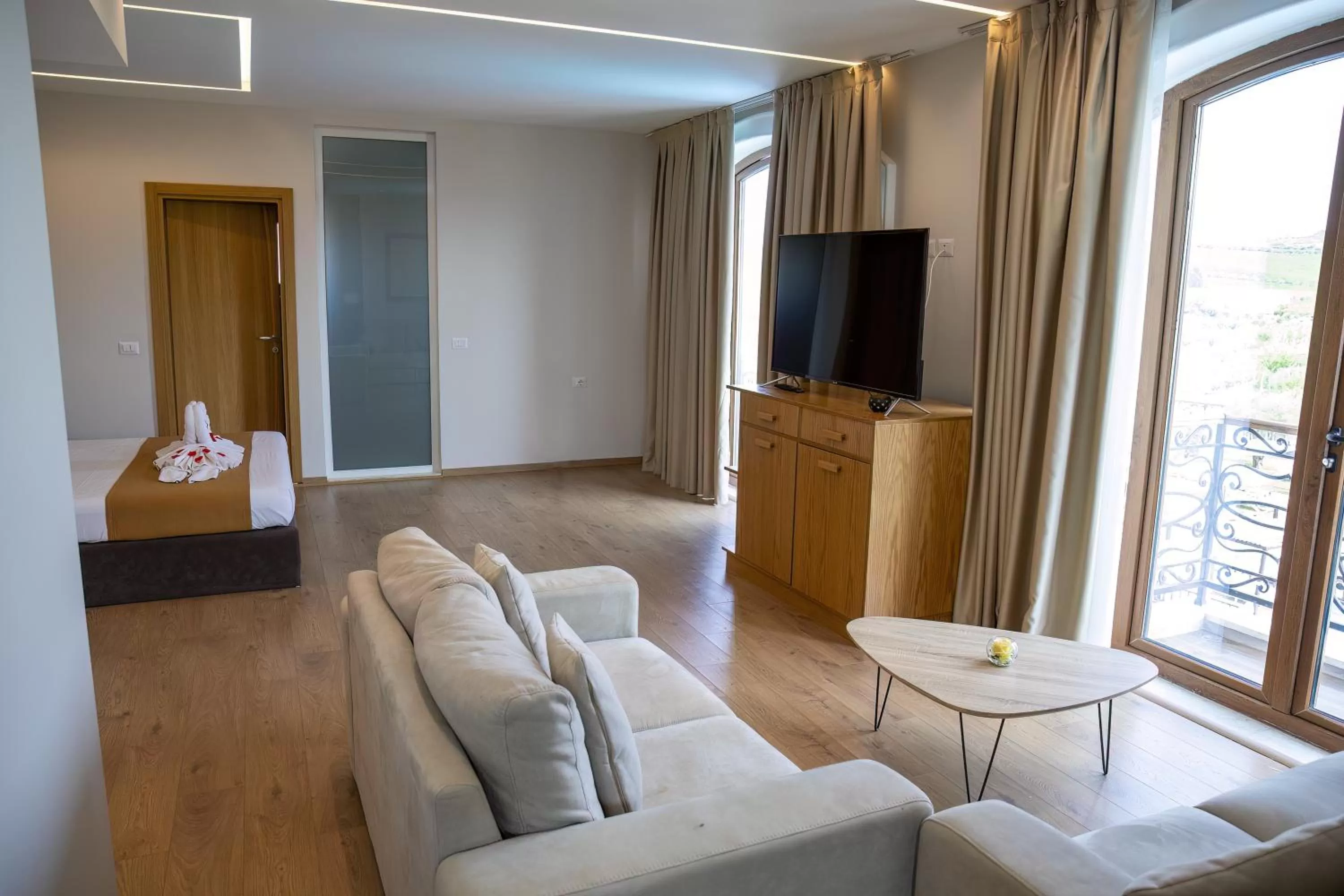 Photo of the whole room in Vinea Resort