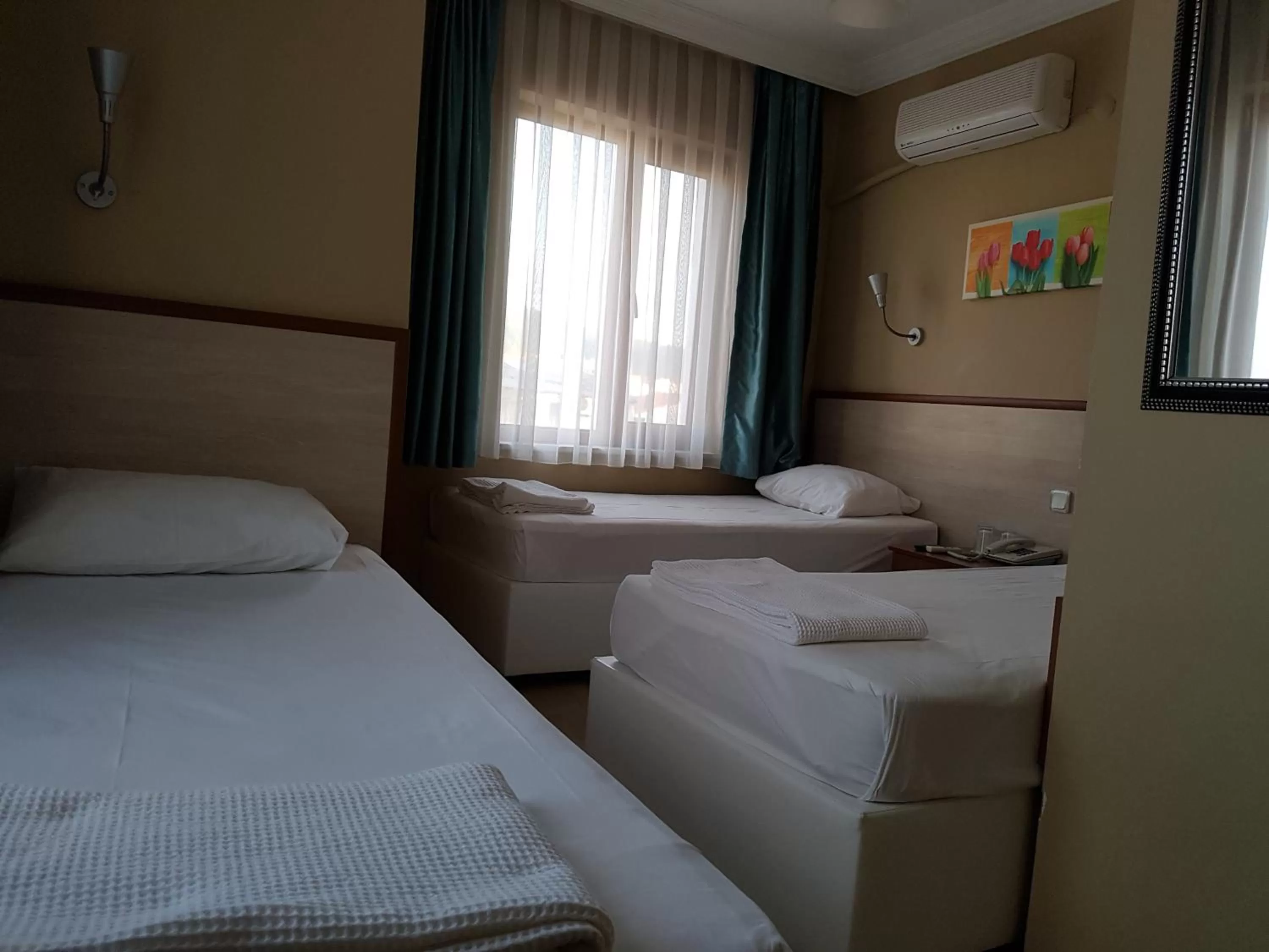 Bed in Hotel Crowded House