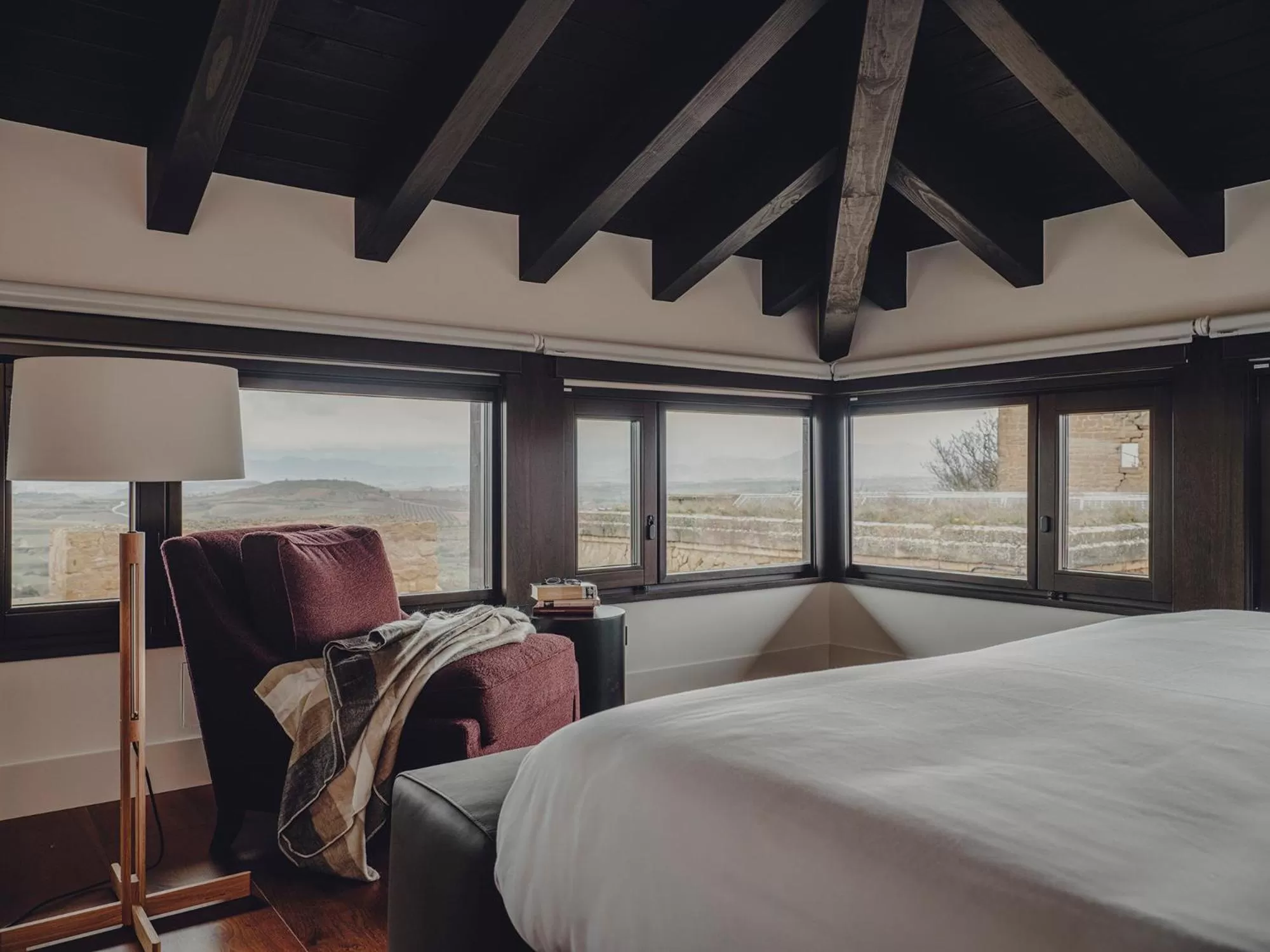 View (from property/room), Bed in Santa María Briones