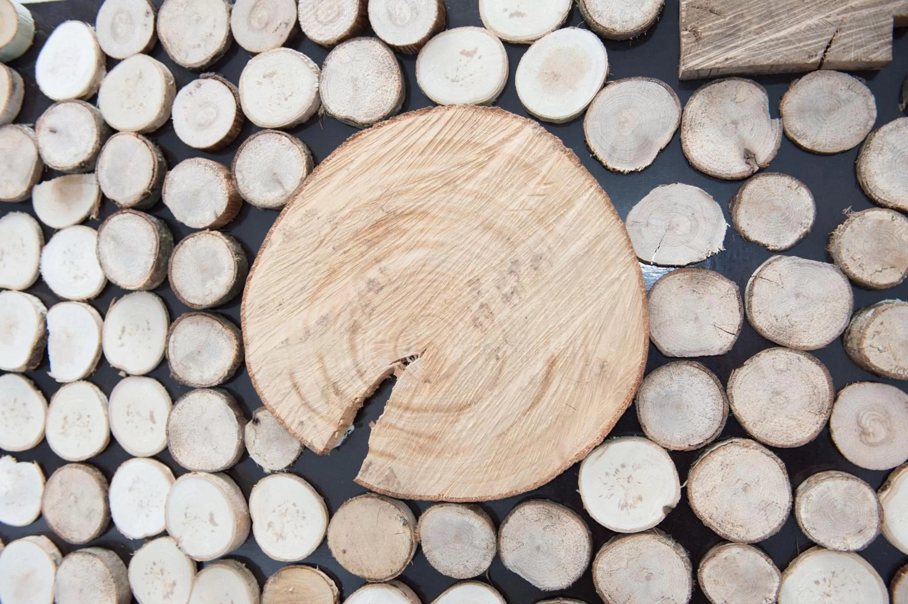 Decorative detail in Villa Lumina