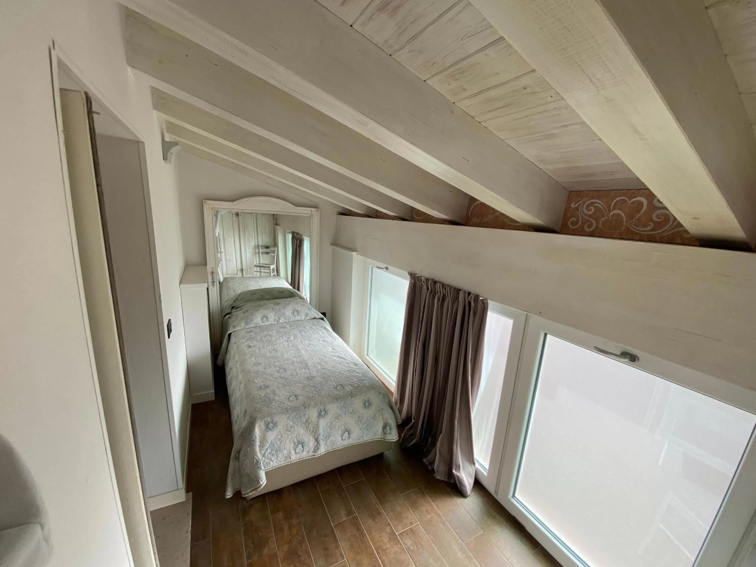 Bed, Bunk Bed in Le Fate Corbezzole