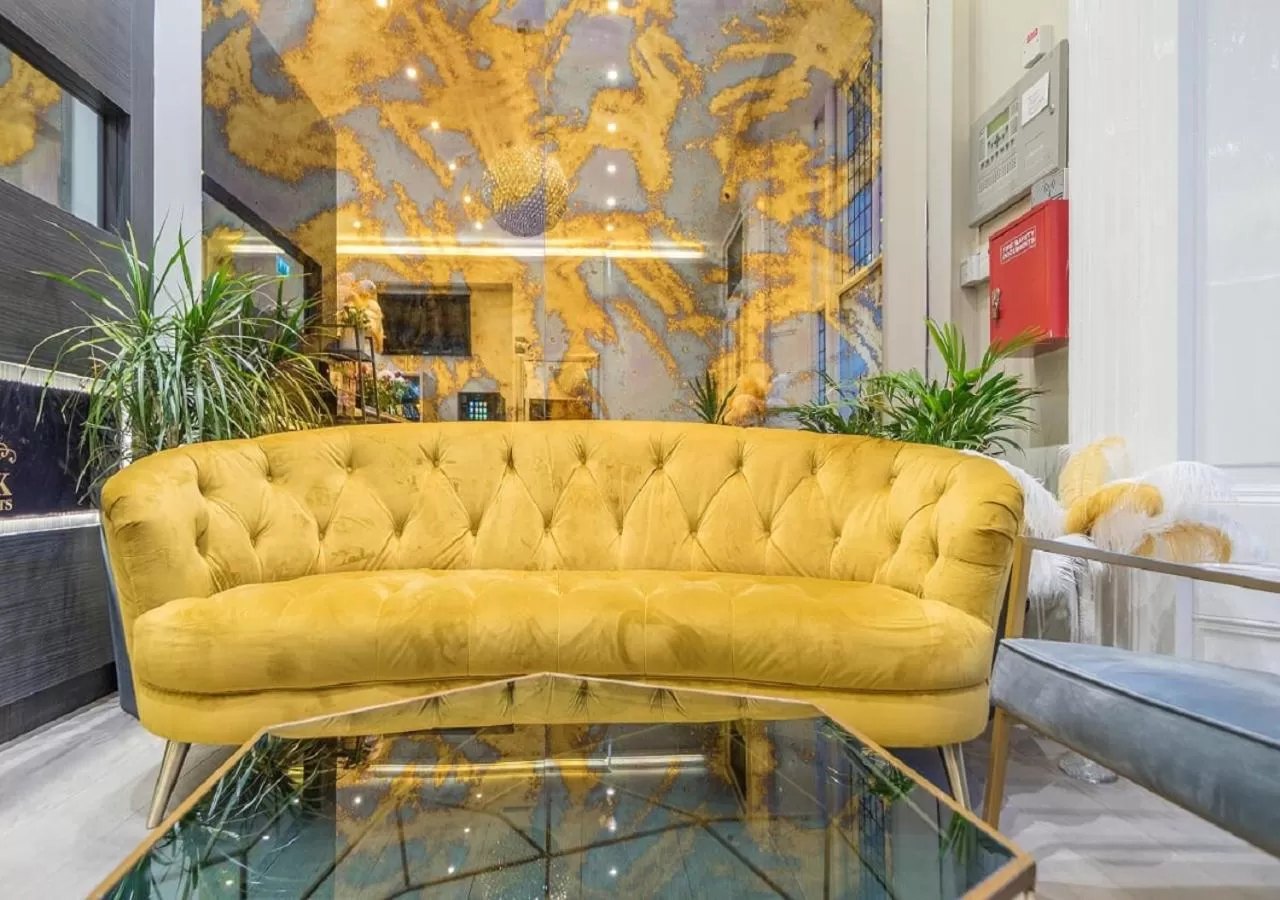 Lobby or reception in Hyde Park Executive Apartments