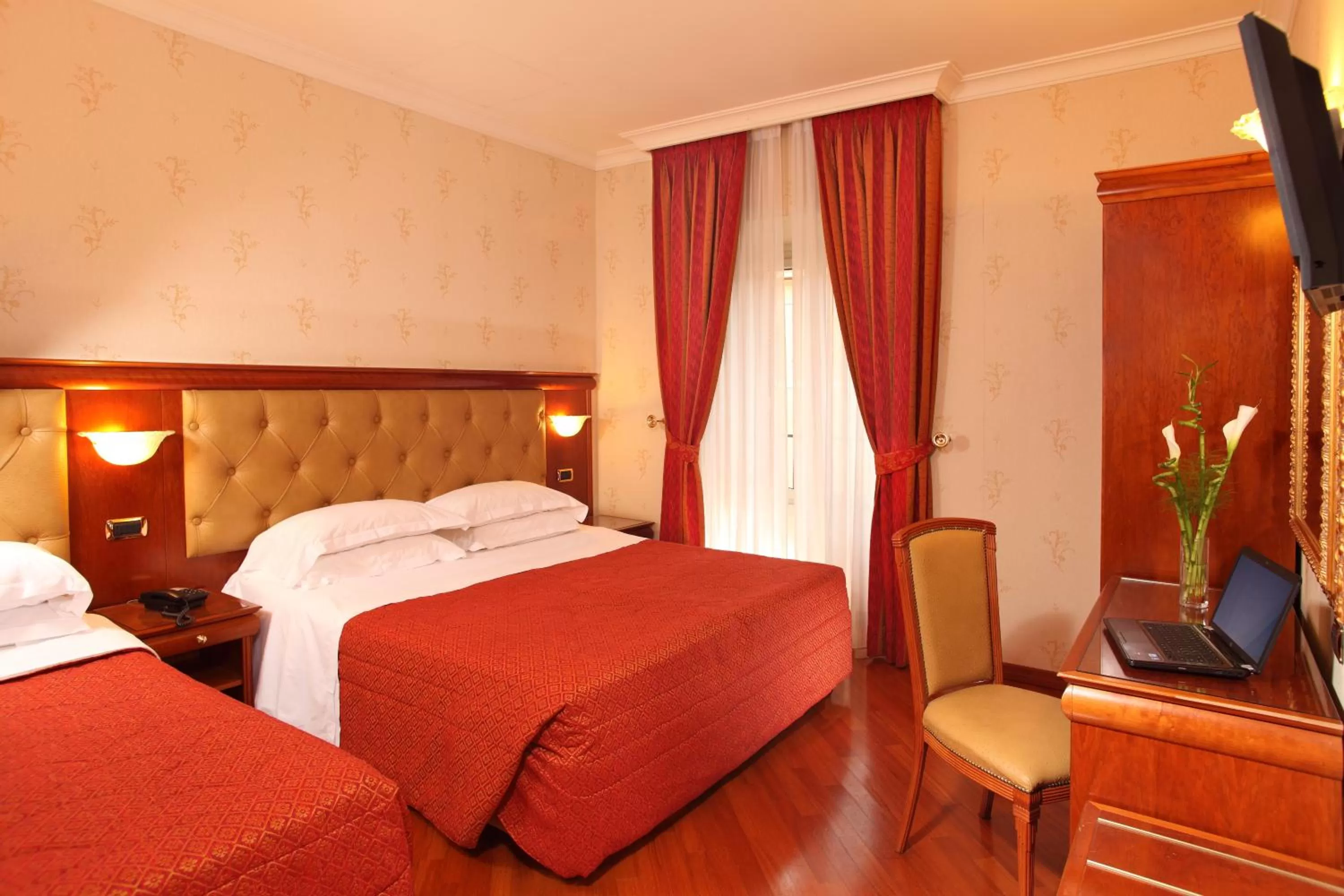 Bedroom, Bed in Hotel Serena srl
