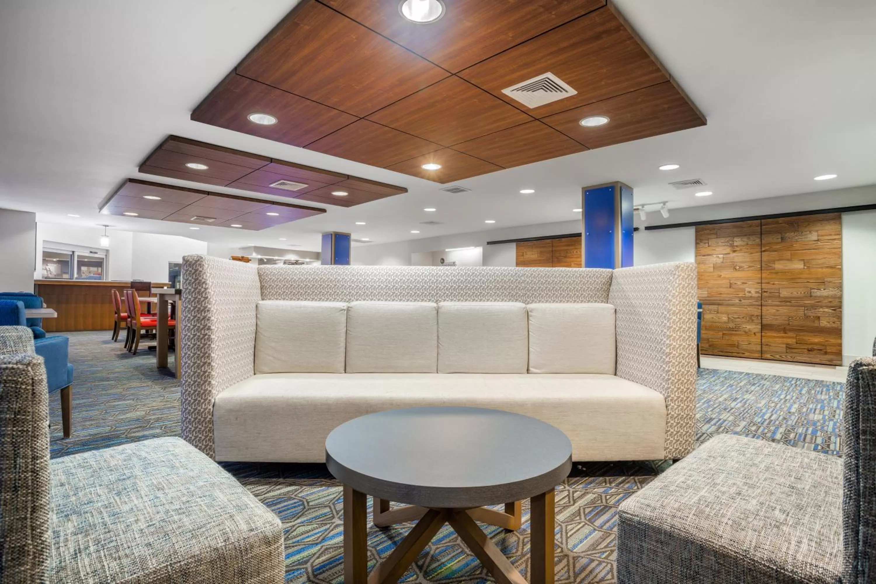 Property building in Holiday Inn Express Wisconsin Dells by IHG