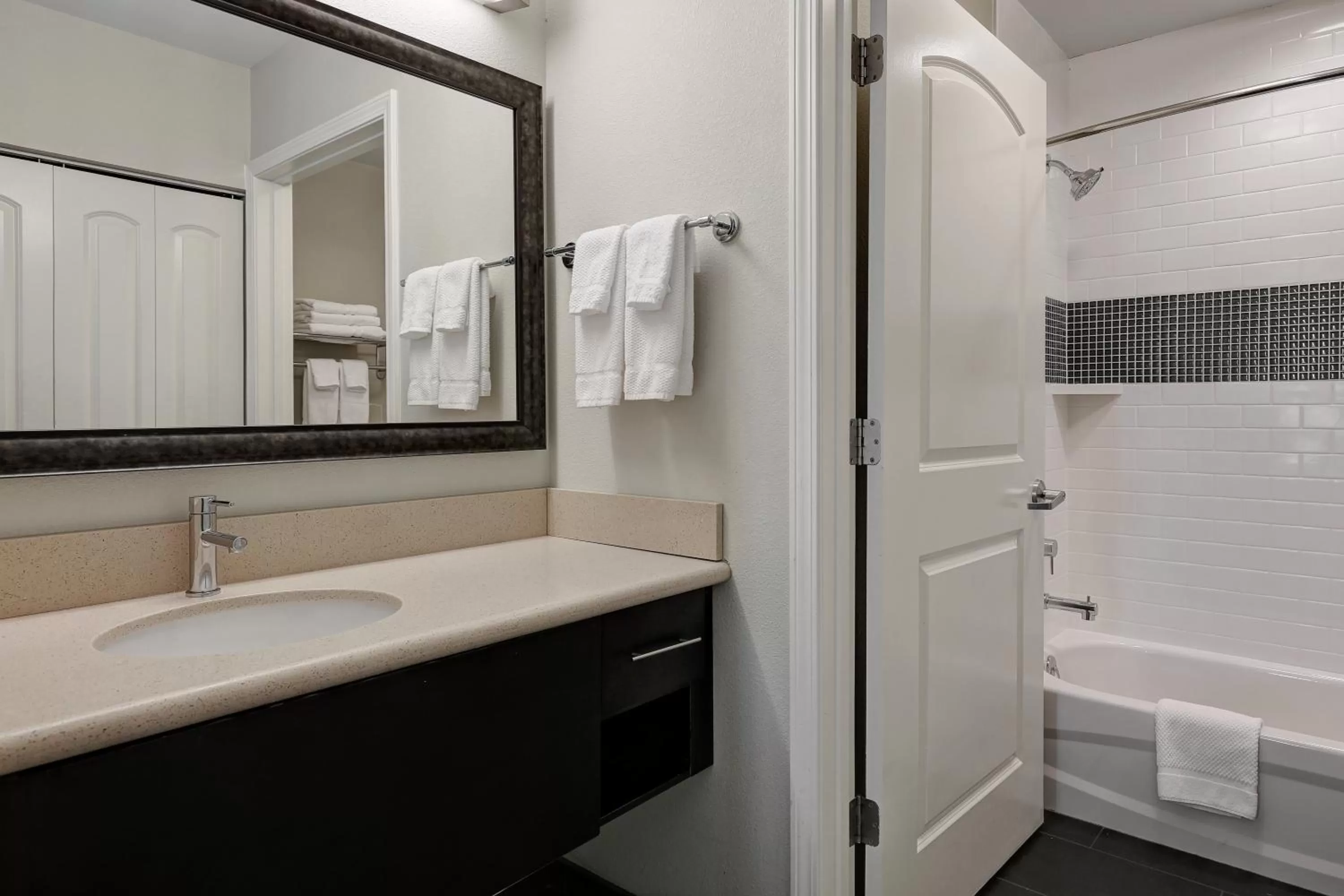 Bathroom in Staybridge Suites Washington D.C. - Greenbelt by IHG