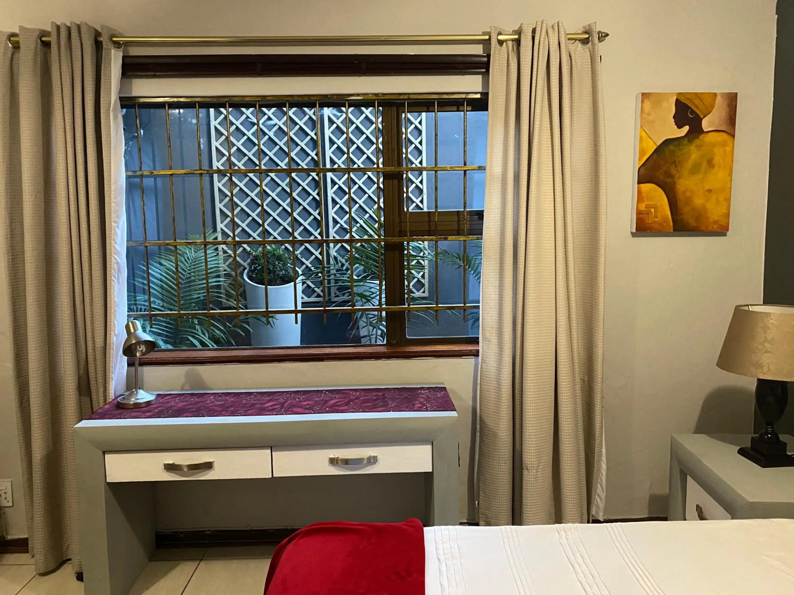 View (from property/room), Bed in Marion Lodge