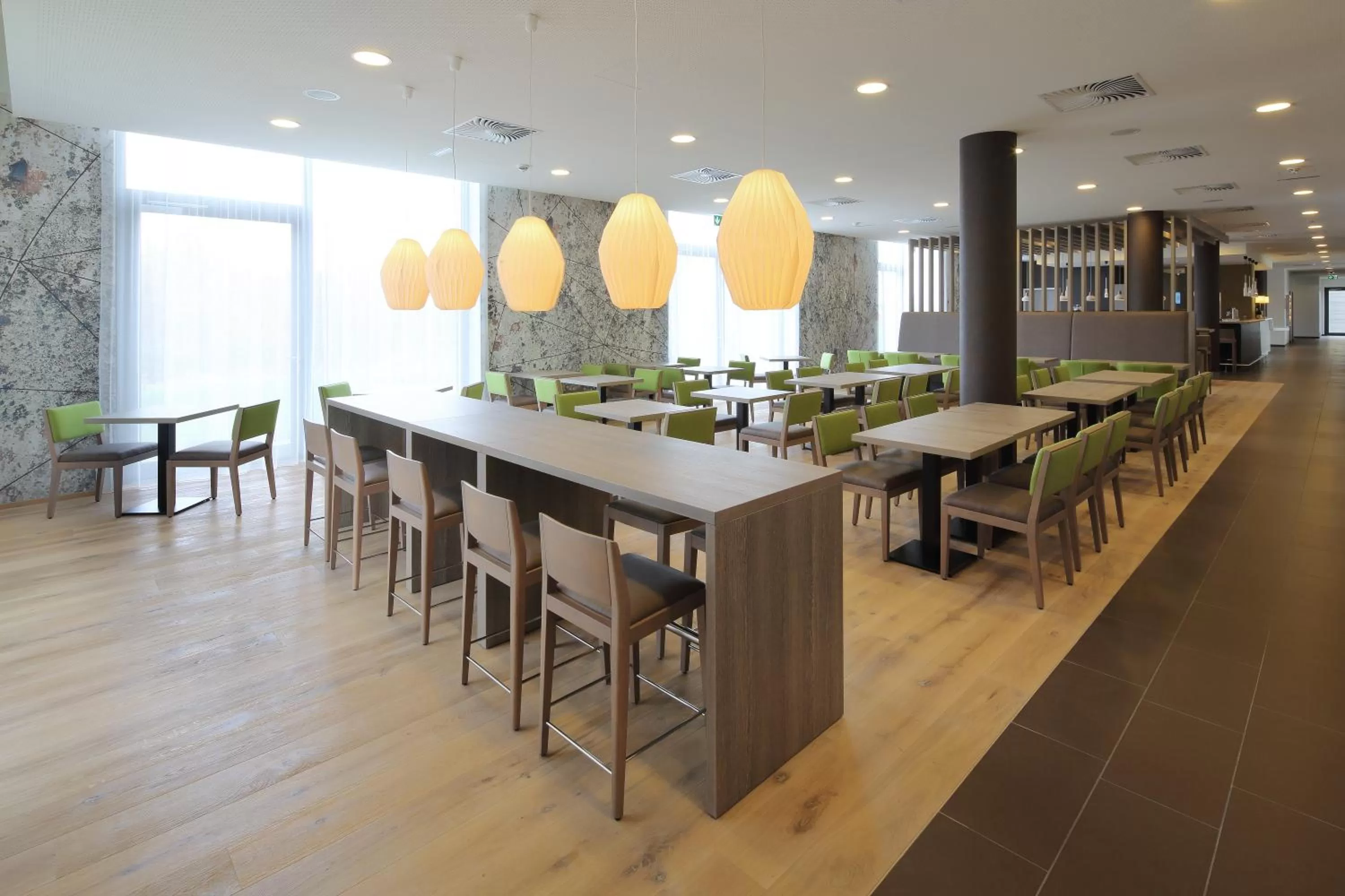 Lounge or bar in Holiday Inn Express Friedrichshafen by IHG