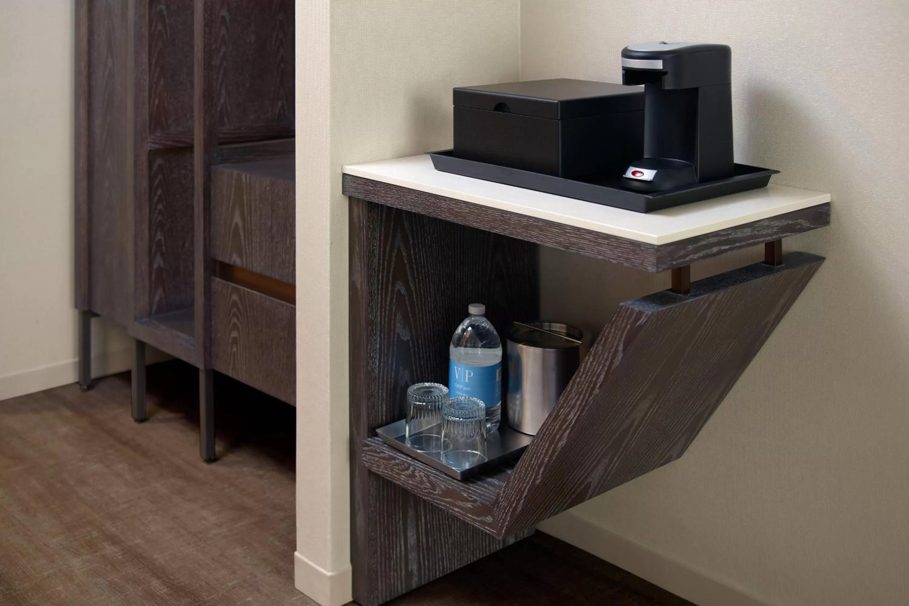 Photo of the whole room in Atlanta Airport Marriott