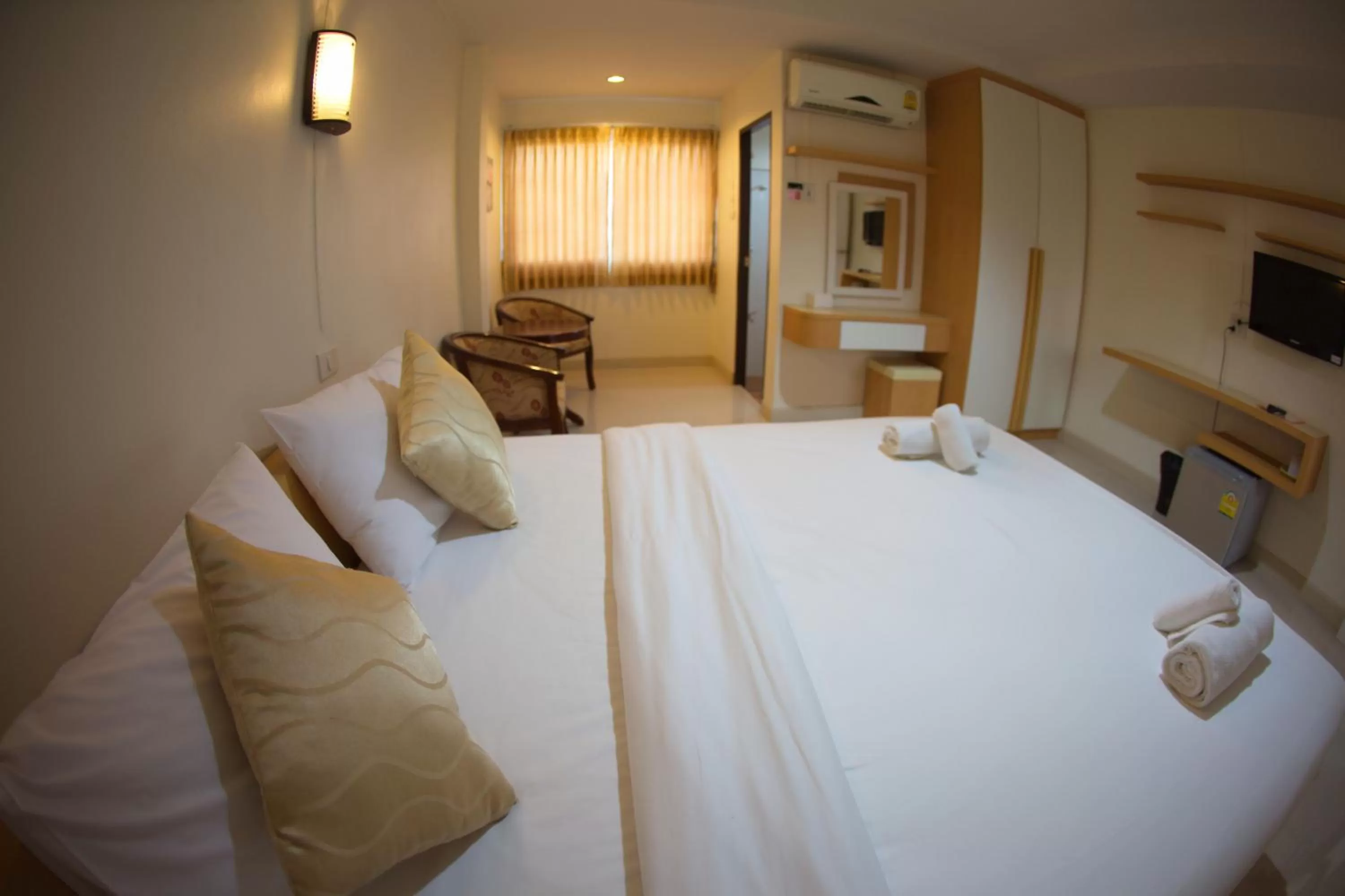 Bed in Baan Sanpoom
